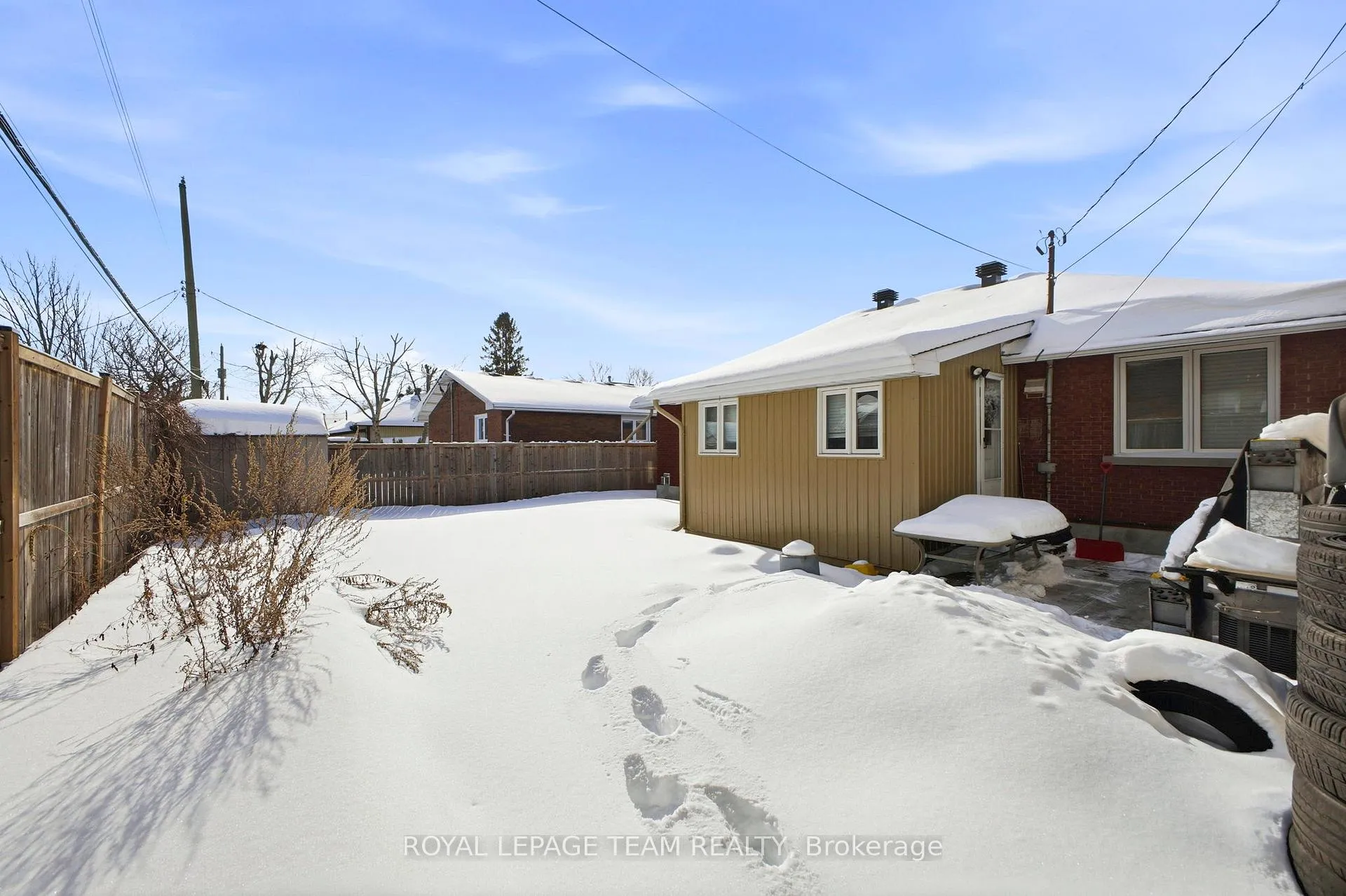 Photo 36 of 2171 Martha Avenue, Ottawa, Hawthorne Meadows — HOMEH