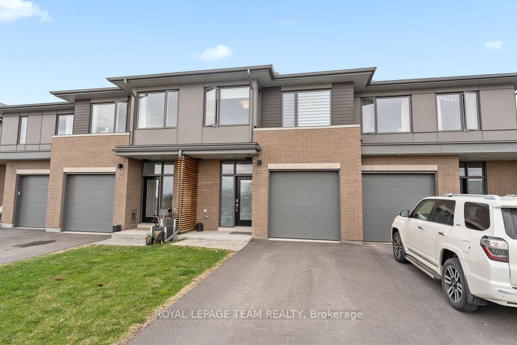 Photo 2 of 70 Michael Stoqua Street, Ottawa, CFB Rockcliffe and Area — HOMEH