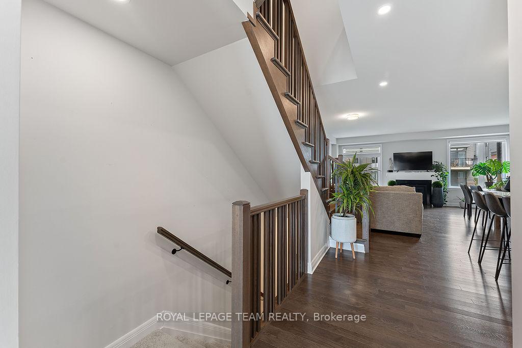 Photo 8 of 70 Michael Stoqua Street, Ottawa, CFB Rockcliffe and Area — HOMEH