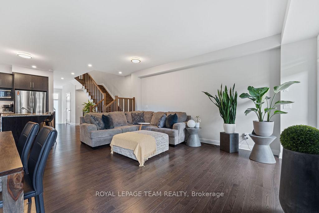 Photo 15 of 70 Michael Stoqua Street, Ottawa, CFB Rockcliffe and Area — HOMEH