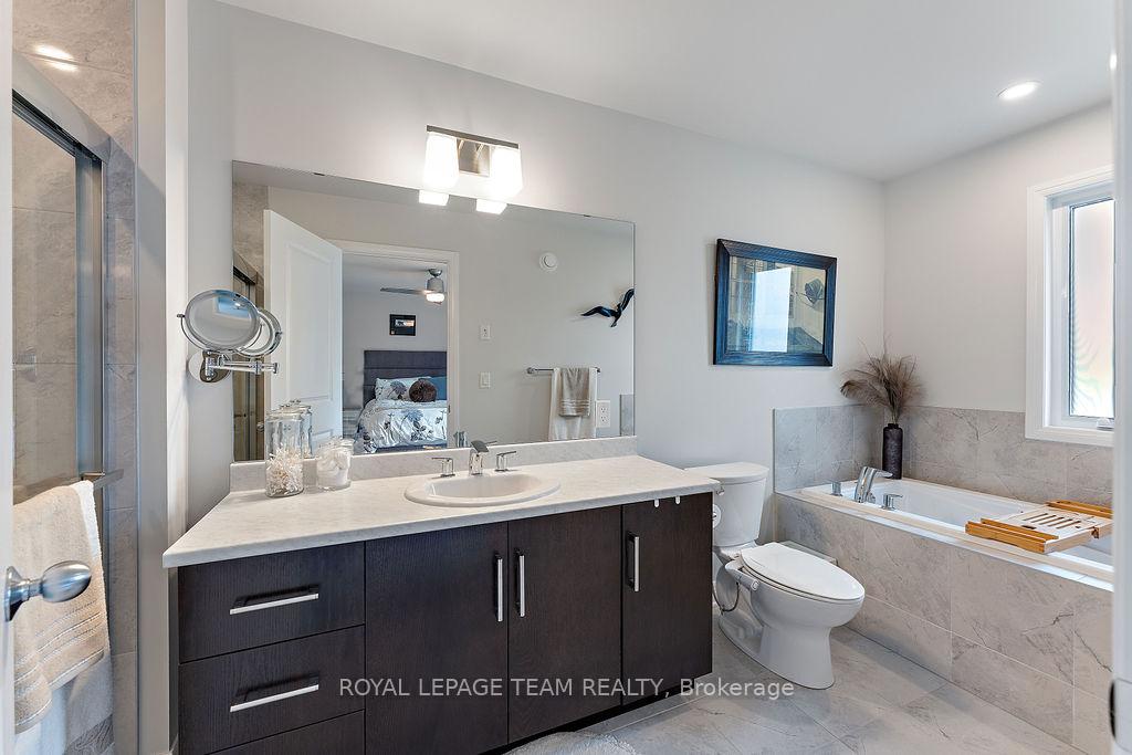 Photo 22 of 70 Michael Stoqua Street, Ottawa, CFB Rockcliffe and Area — HOMEH