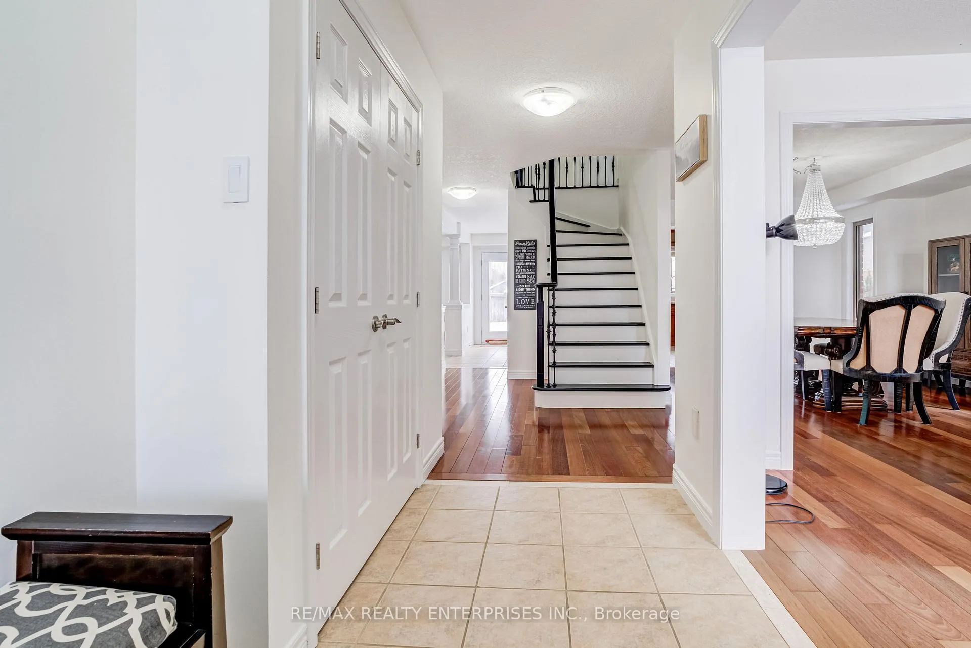 Photo 8 of 177 Southbrook Drive, Hamilton, Binbrook — HOMEH