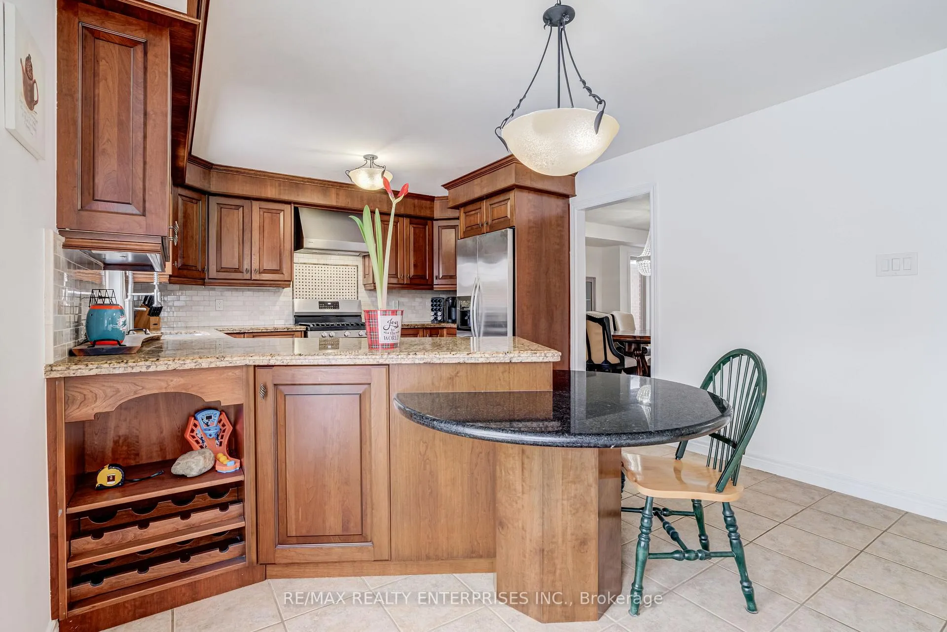 Photo 16 of 177 Southbrook Drive, Hamilton, Binbrook — HOMEH
