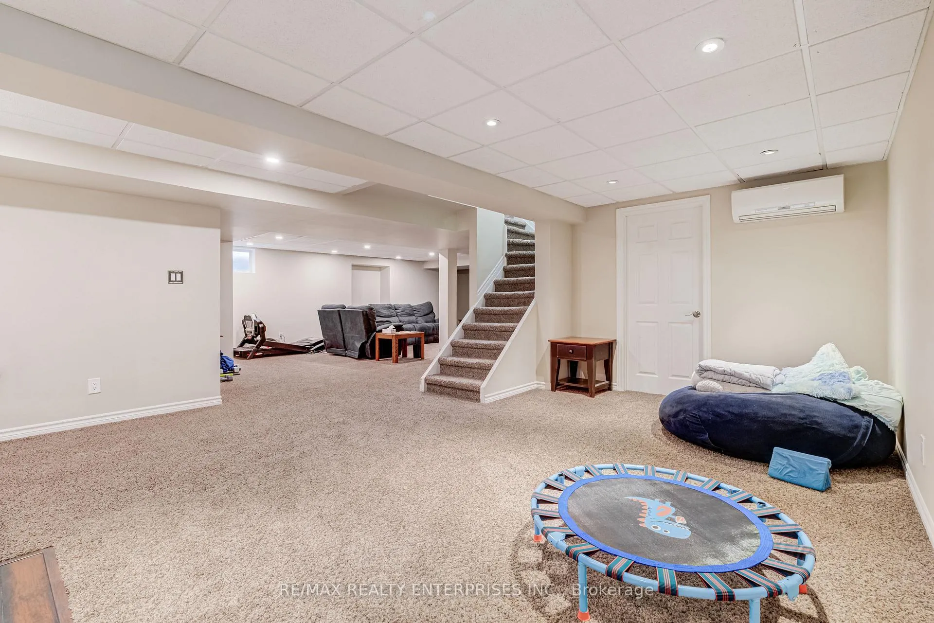 Photo 47 of 177 Southbrook Drive, Hamilton, Binbrook — HOMEH