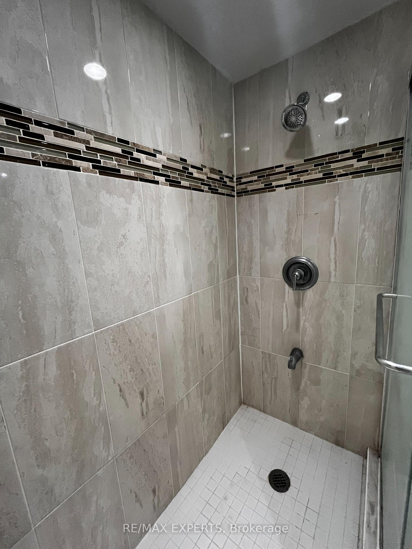 Photo 7 of Unit Lower, 1345 Hunter Street, Innisfil, Alcona — HOMEH