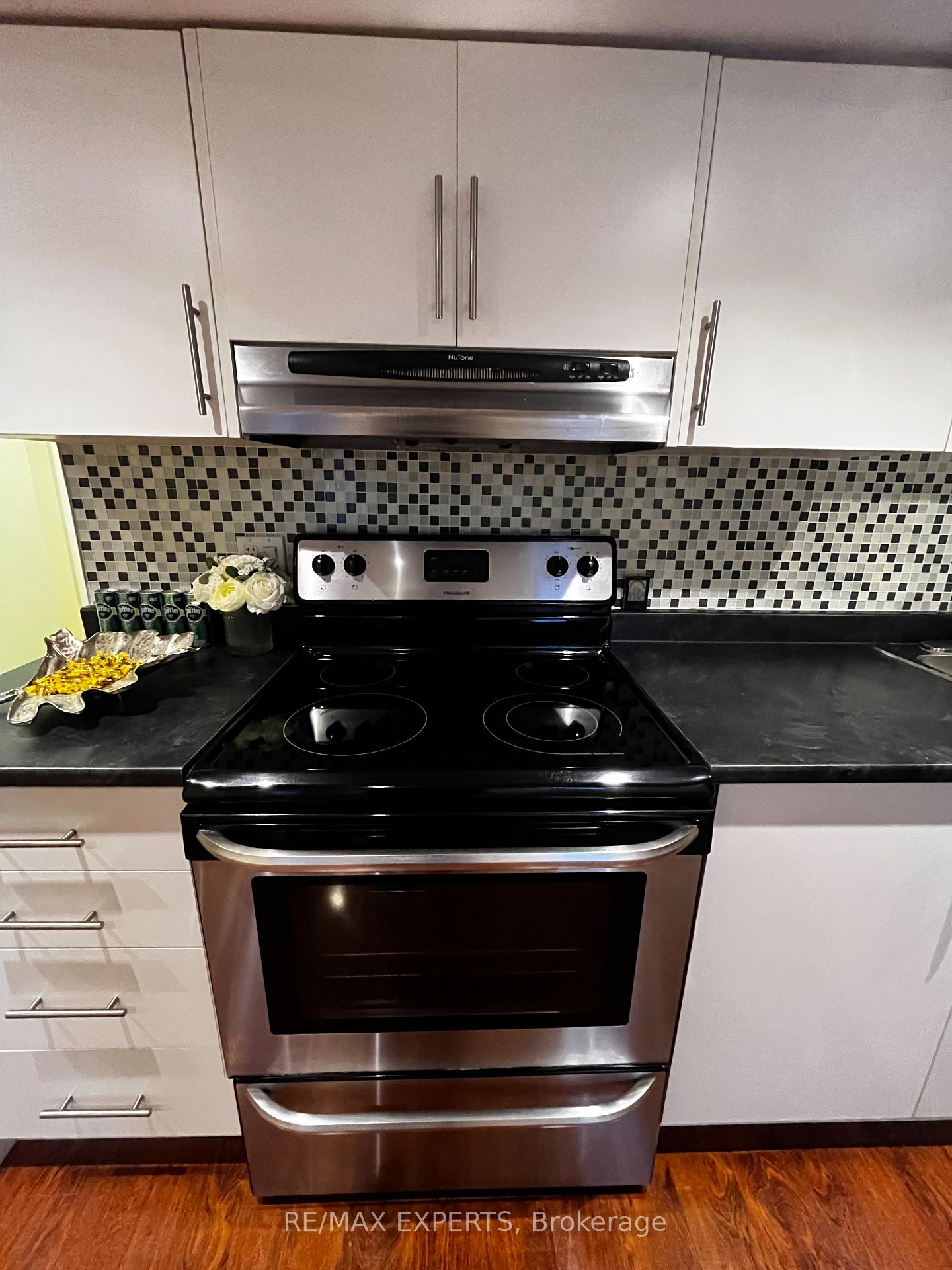 Photo 10 of Unit Lower, 1345 Hunter Street, Innisfil, Alcona — HOMEH