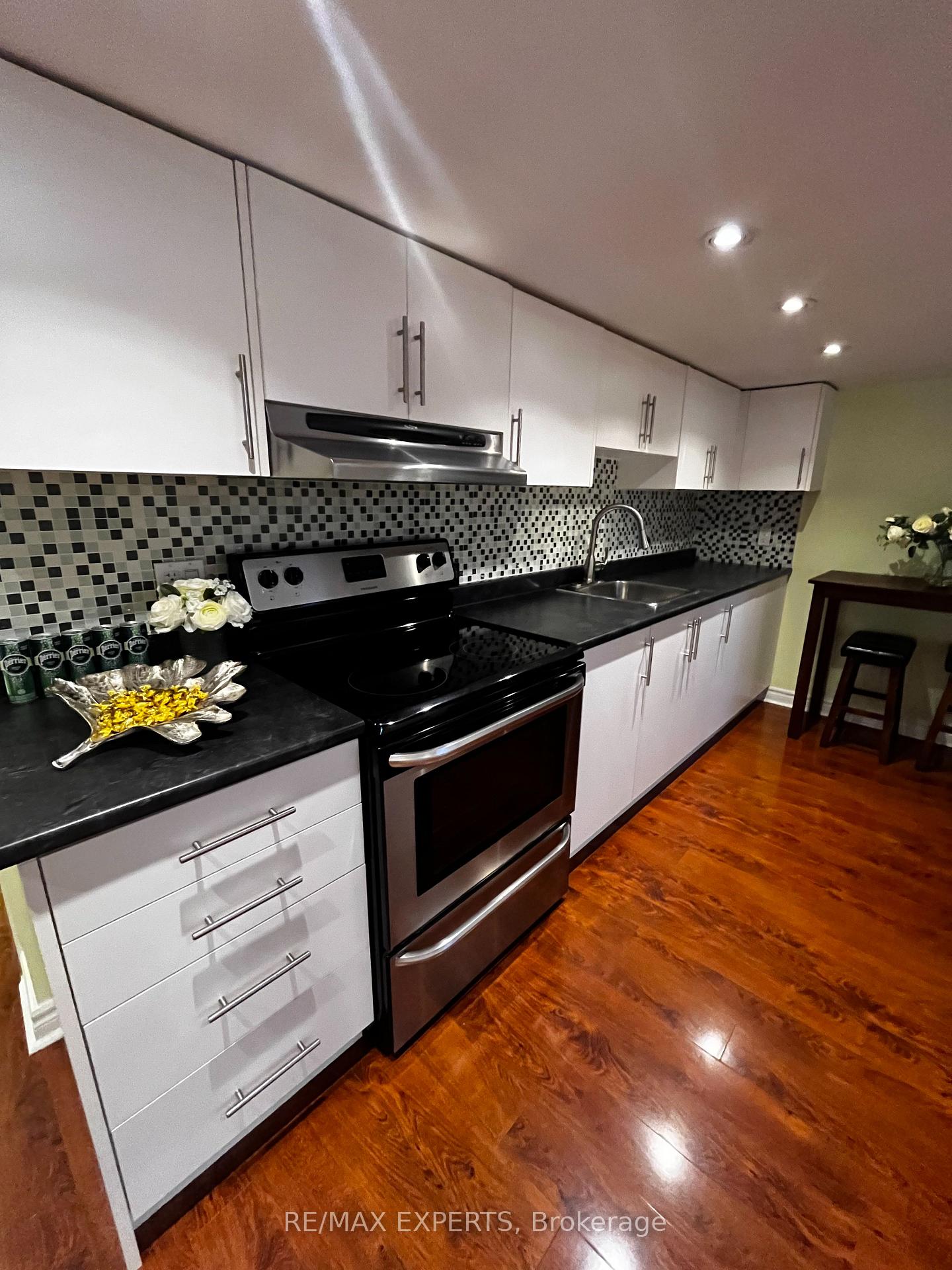 Photo 12 of Unit Lower, 1345 Hunter Street, Innisfil, Alcona — HOMEH