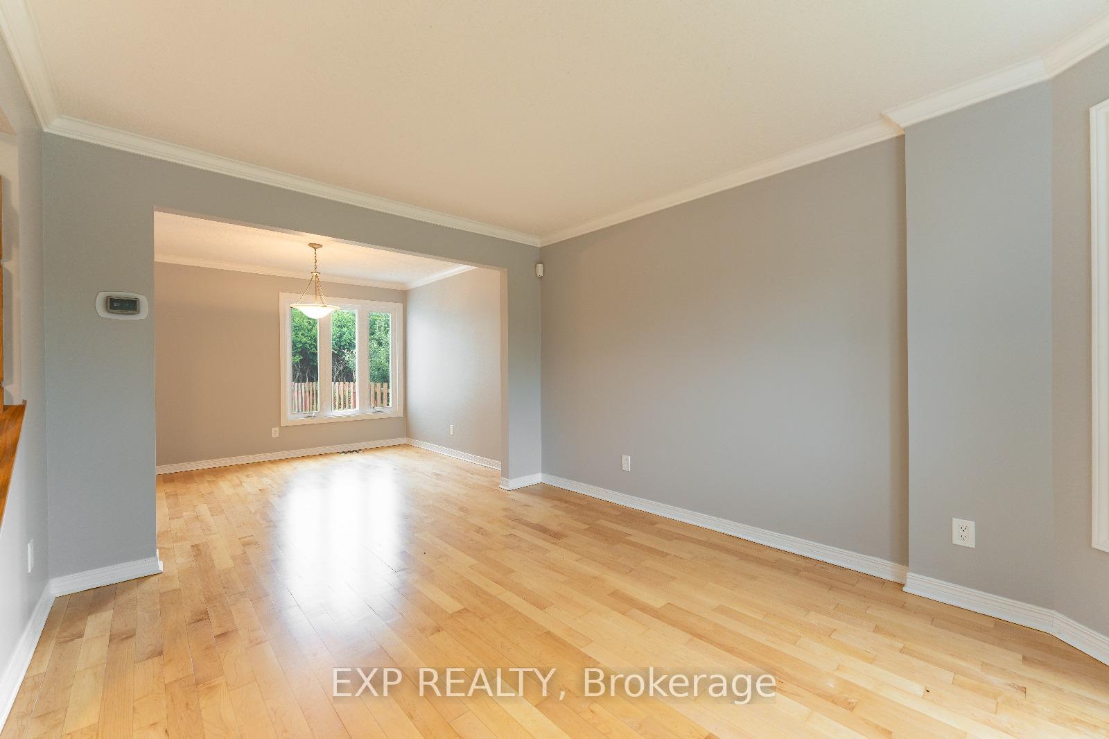 Photo 14 of 1642 Blohm Drive, Ottawa, Hunt Club Park — HOMEH
