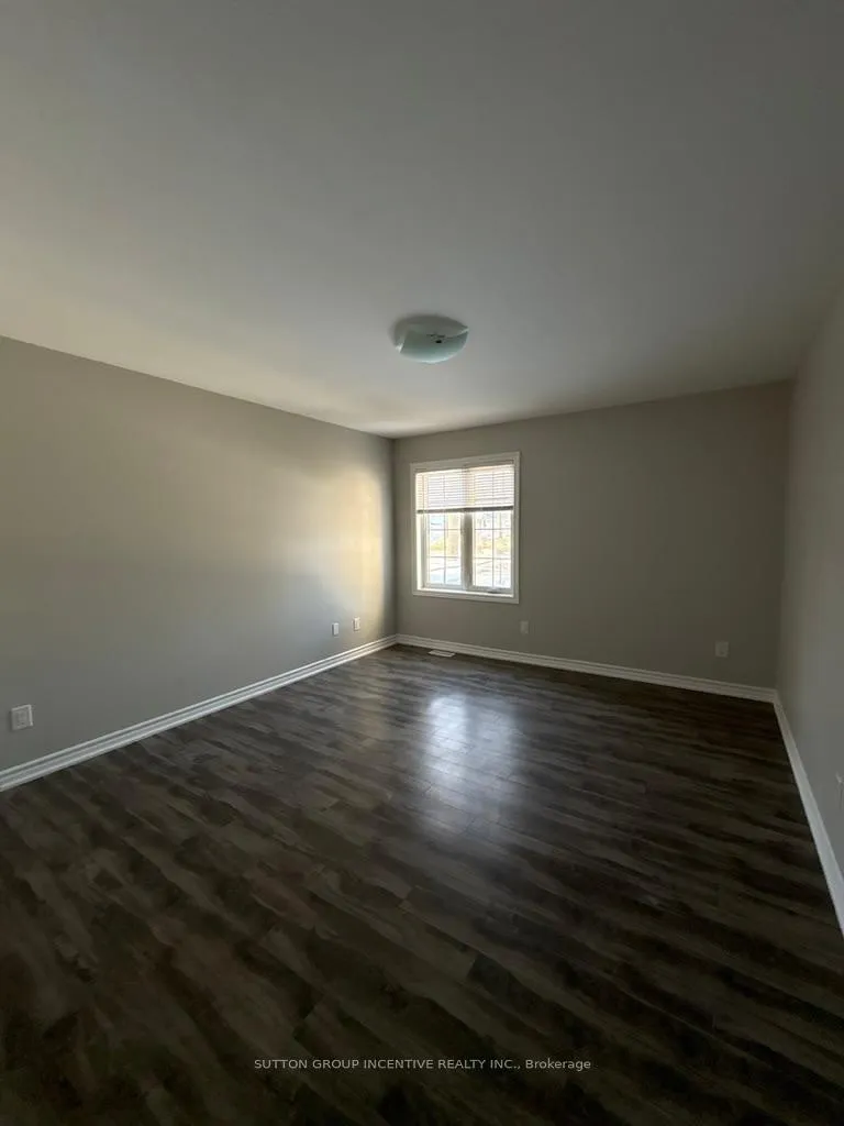 Photo 6 of Unit B, 1803 River Road, Wasaga Beach — HOMEH