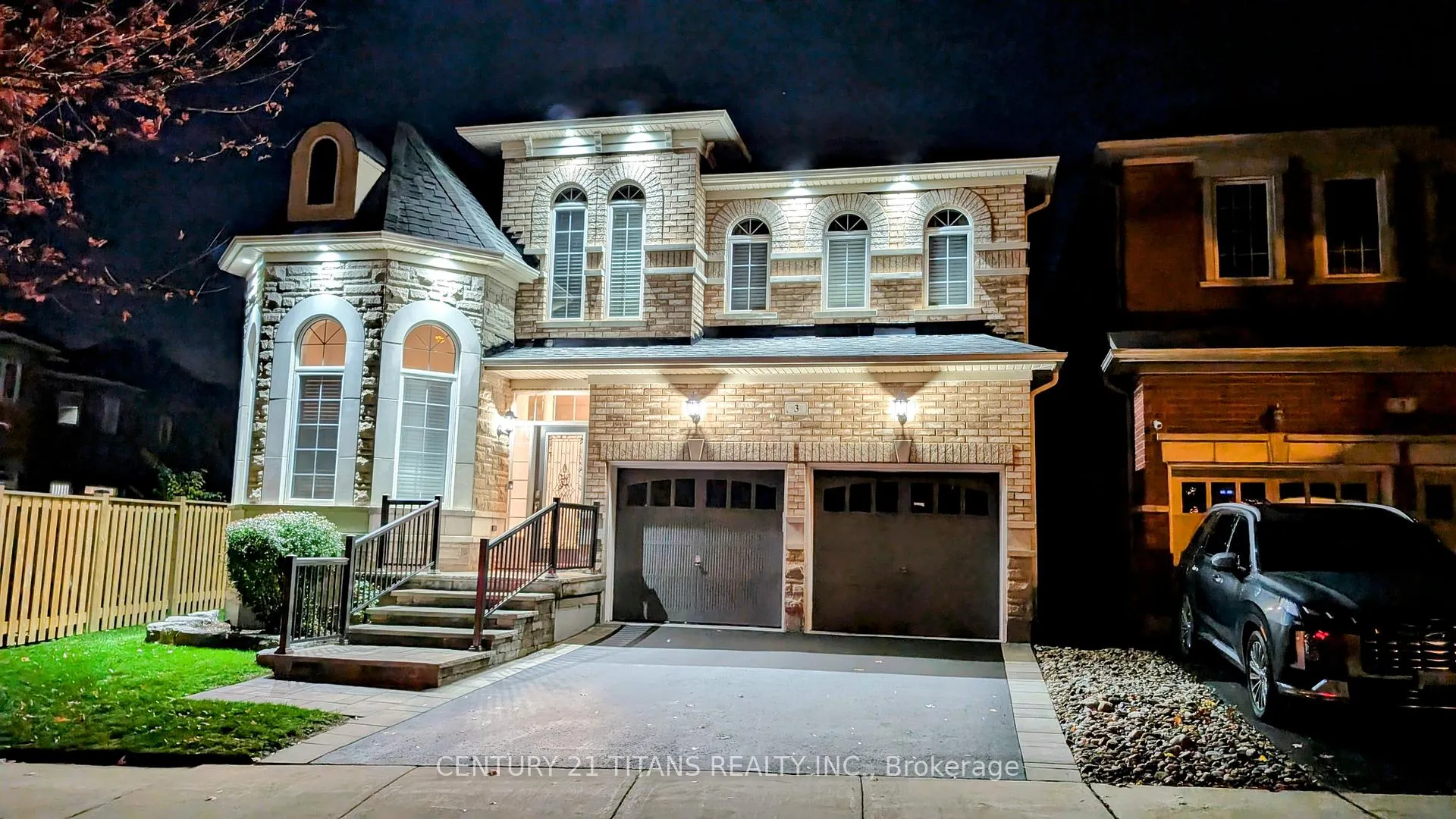 Front of 3 Condarcuri Crescent