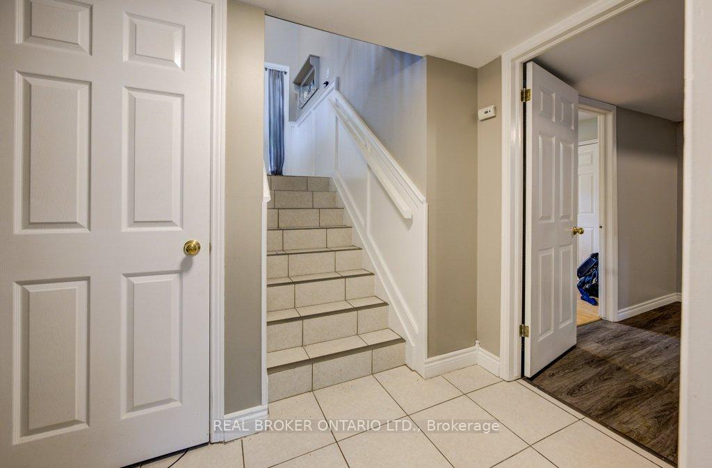Photo 6 of 7 Folkstone Crescent, Kitchener — HOMEH