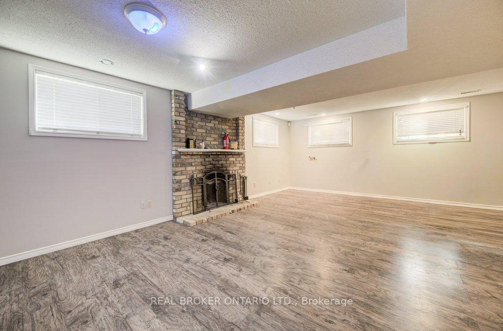 Photo 7 of 7 Folkstone Crescent, Kitchener — HOMEH