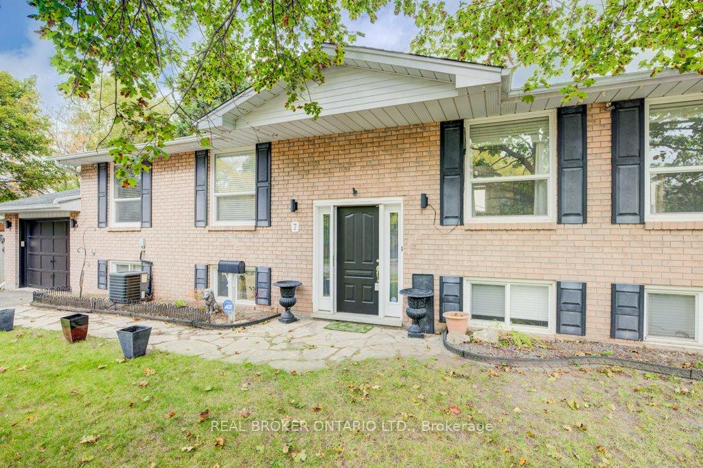 Photo 24 of 7 Folkstone Crescent, Kitchener — HOMEH
