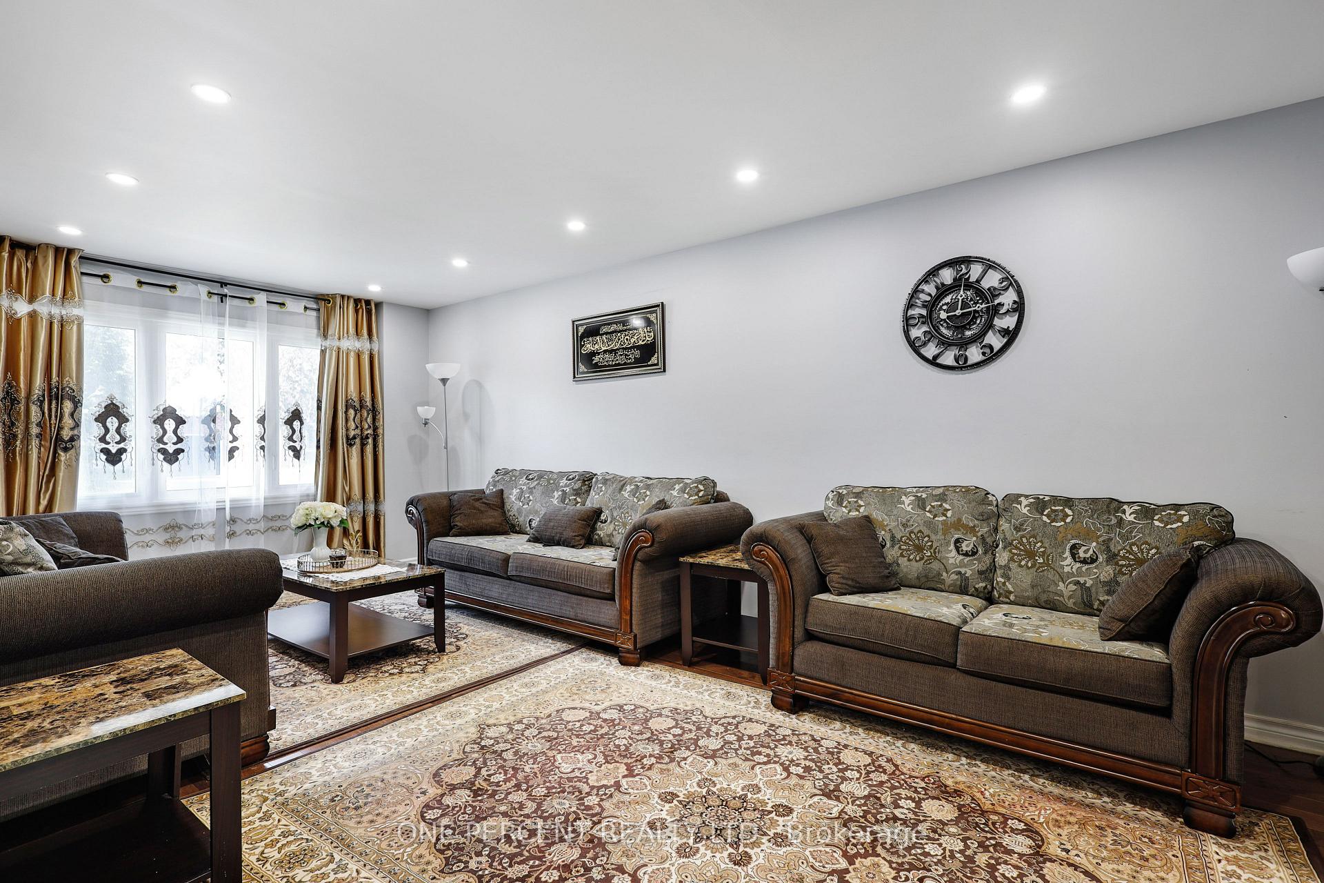 Photo 7 of 906 Cahill Drive W, Ottawa, Hunt Club — HOMEH