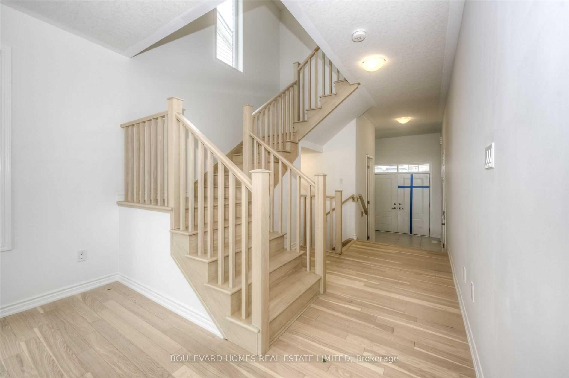 Photo 5 of 59 Routley Street, Kitchener — HOMEH