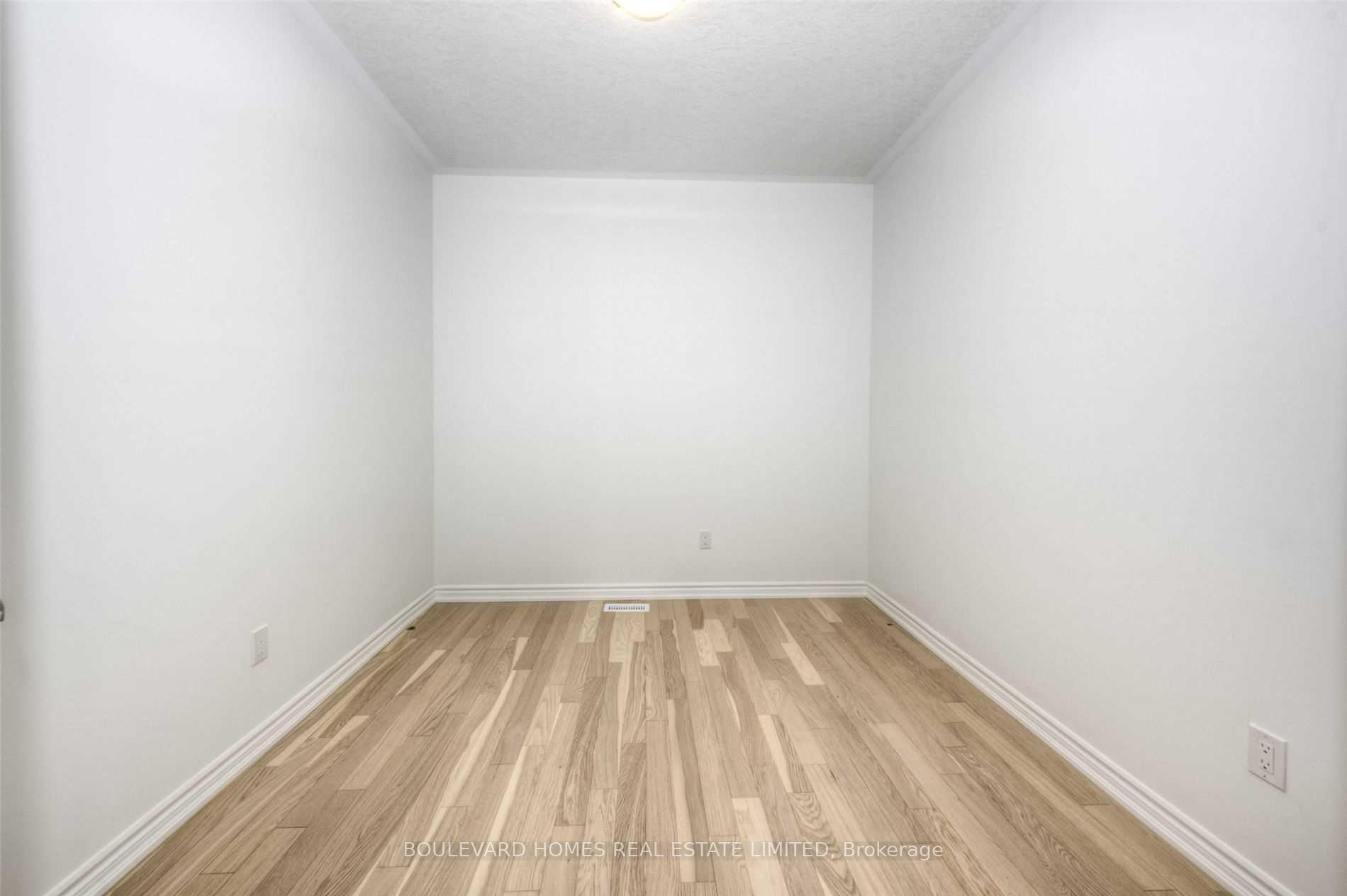 Photo 7 of 59 Routley Street, Kitchener — HOMEH