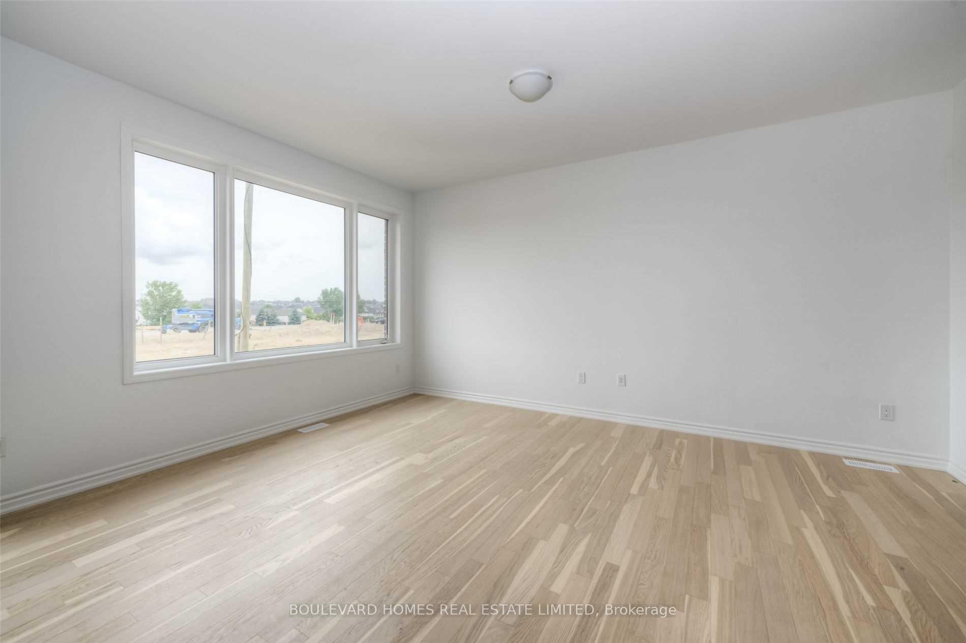 Photo 14 of 59 Routley Street, Kitchener — HOMEH