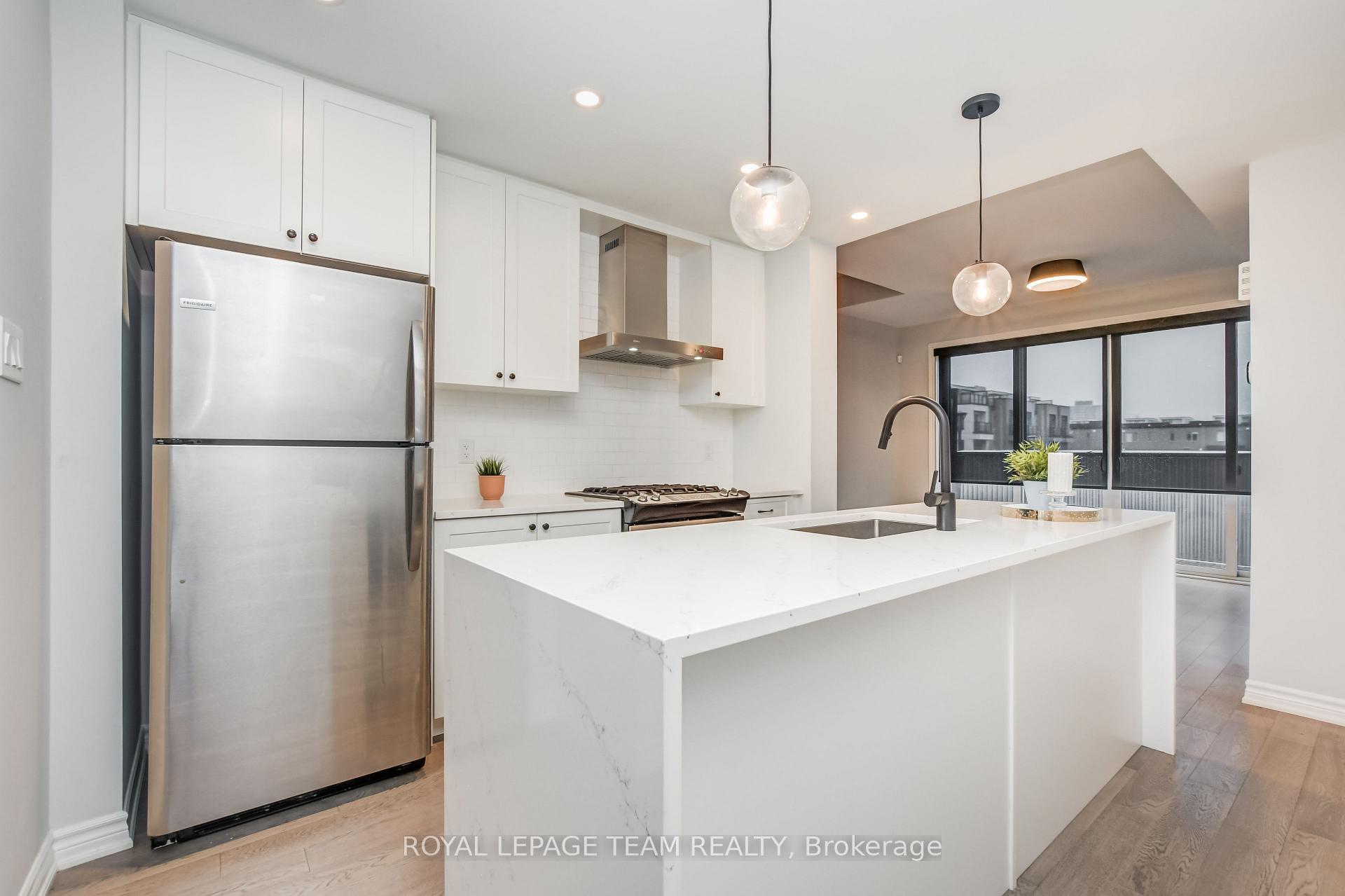 Photo 12 of 1450 Hemlock Road, Ottawa, CFB Rockcliffe and Area — HOMEH
