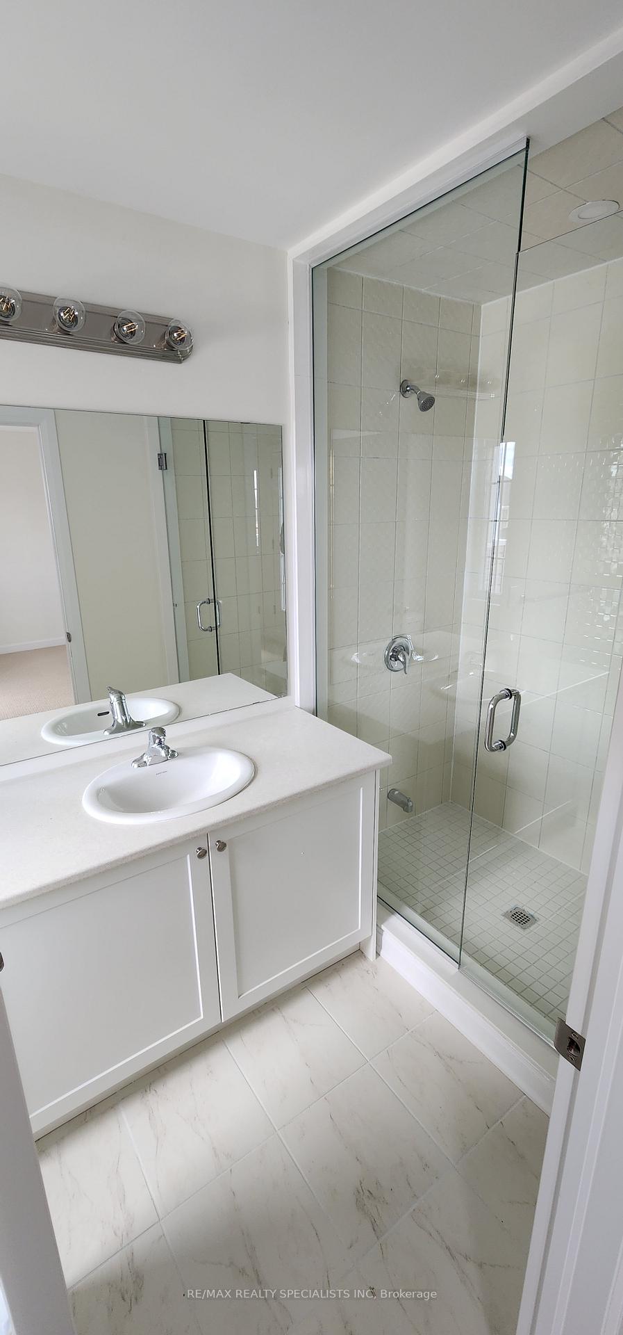Photo 10 of 114 Windermere Boulevard, Loyalist, Bath — HOMEH