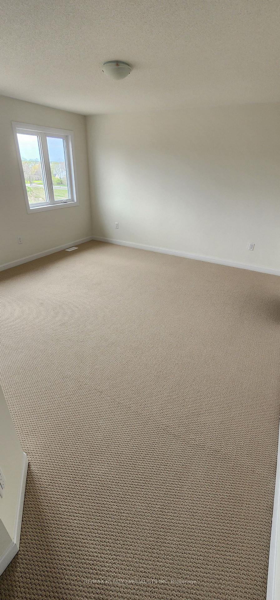 Photo 15 of 114 Windermere Boulevard, Loyalist, Bath — HOMEH