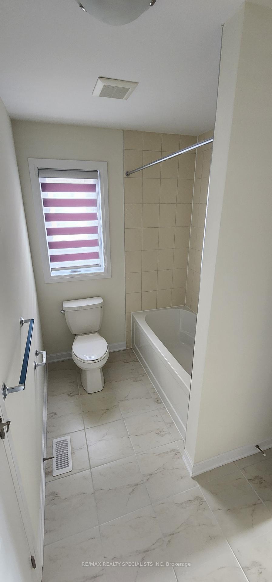Photo 17 of 114 Windermere Boulevard, Loyalist, Bath — HOMEH