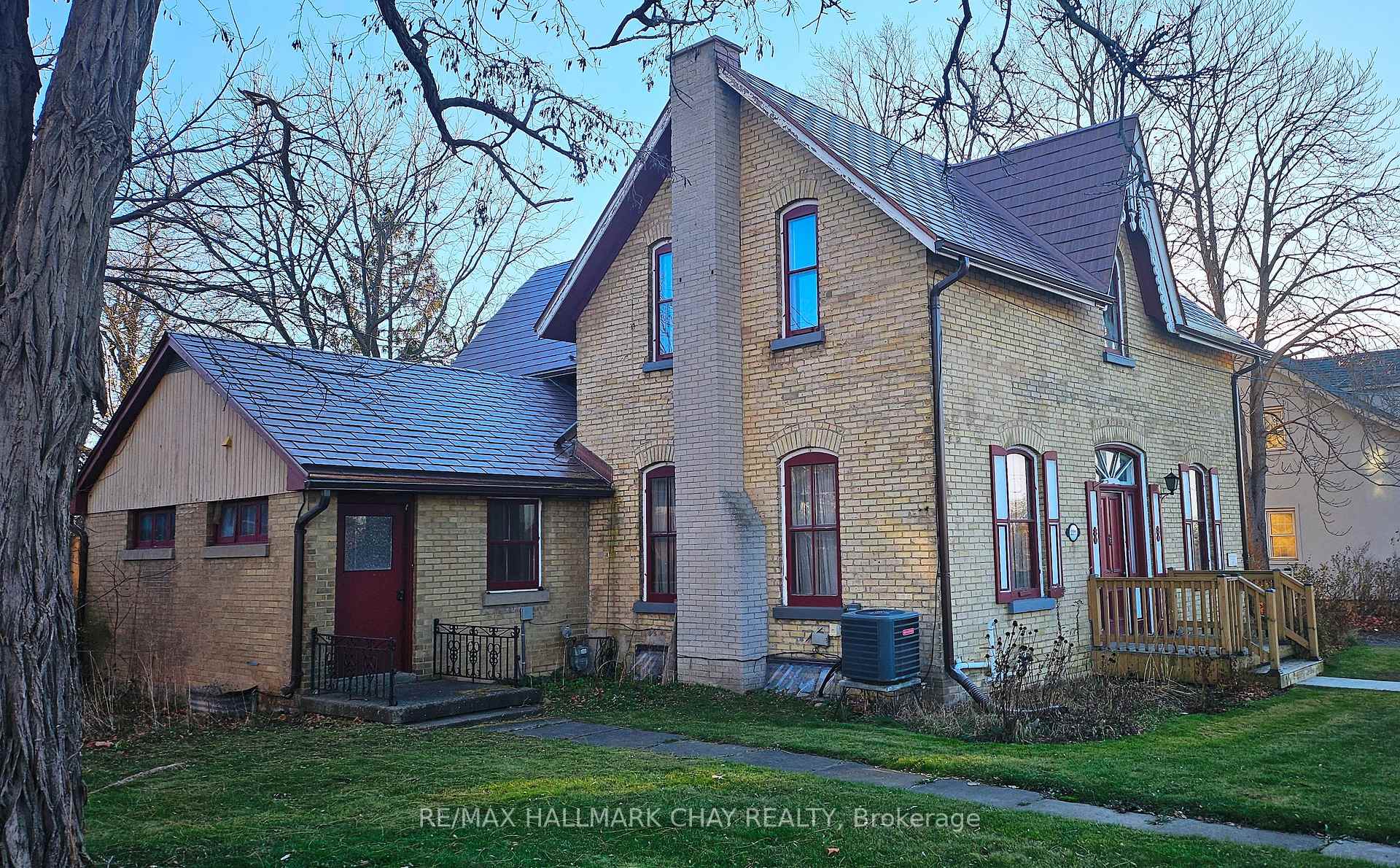Photo 6 of 2207 King Road, King, King City — HOMEH