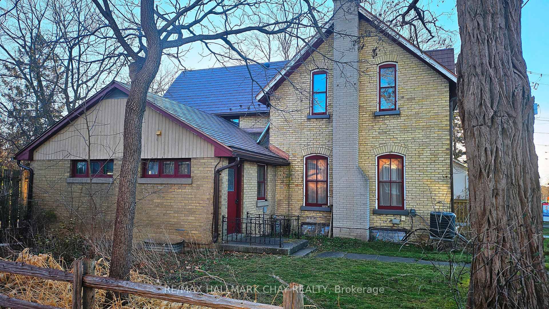 Photo 7 of 2207 King Road, King, King City — HOMEH