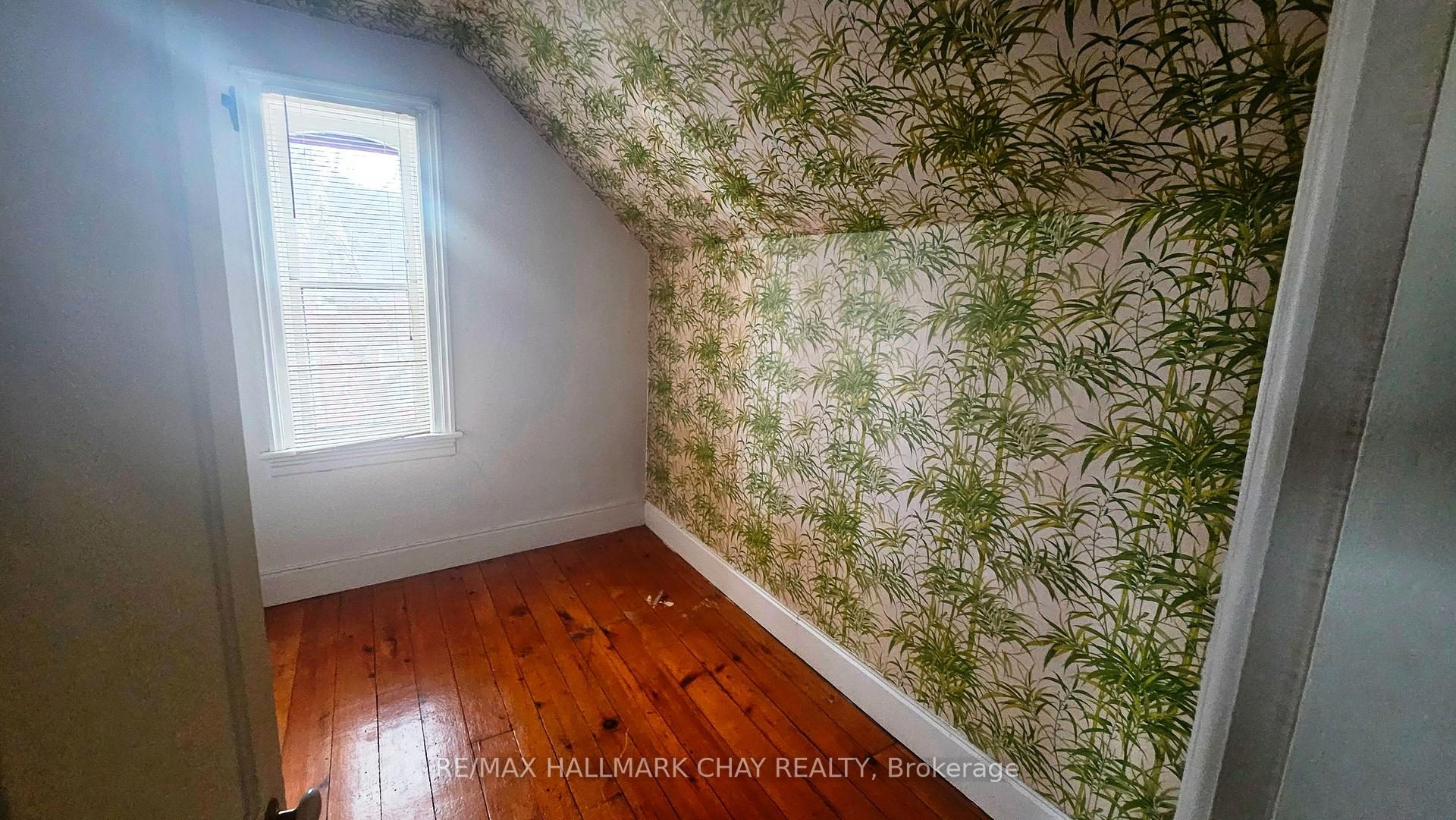 Photo 36 of 2207 King Road, King, King City — HOMEH