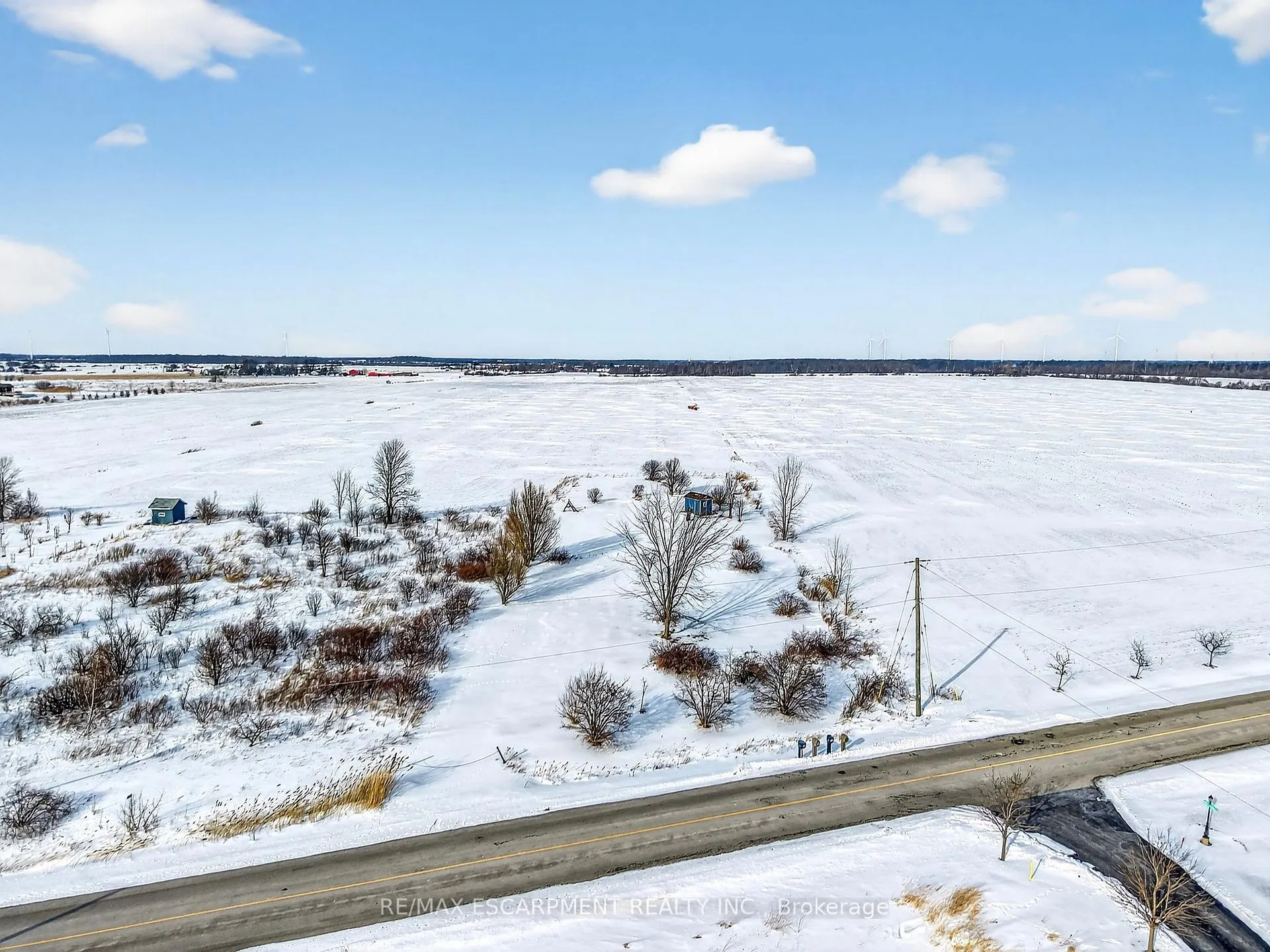 Photo 2 of 360 Lighthouse Drive, Haldimand, Dunnville — HOMEH