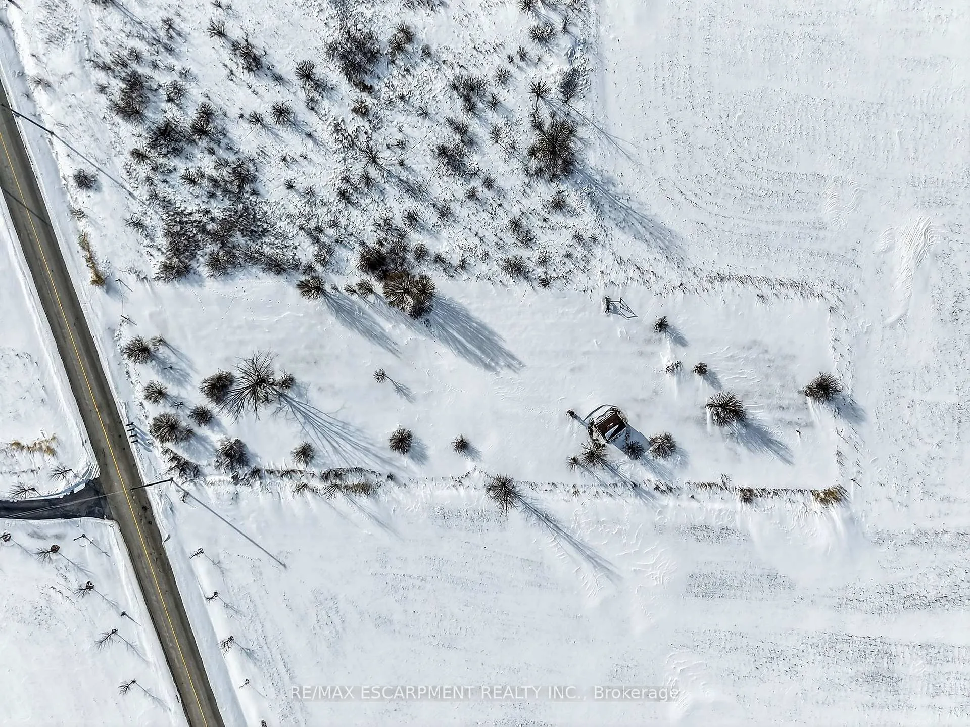Photo 4 of 360 Lighthouse Drive, Haldimand, Dunnville — HOMEH