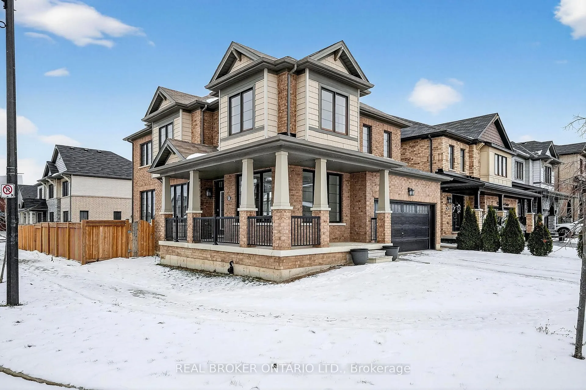 Photo 35 of 47 Pagebrook Crescent, Hamilton, Stoney Creek Mountain — HOMEH