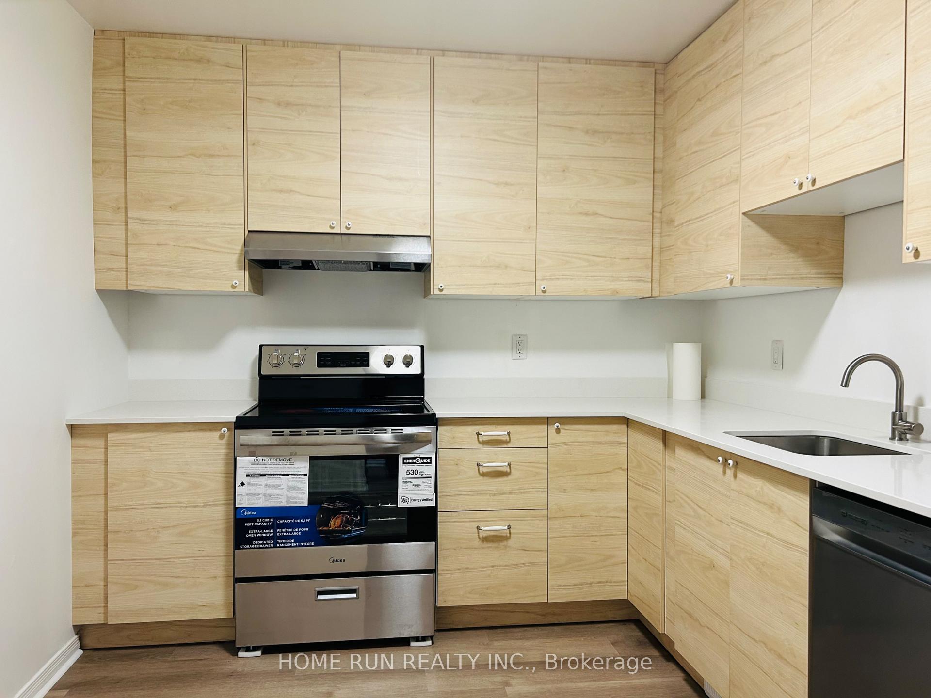 Photo 4 of 1466 Baseline Road, Ottawa, Meadowlands/St. Claire Gardens — HOMEH