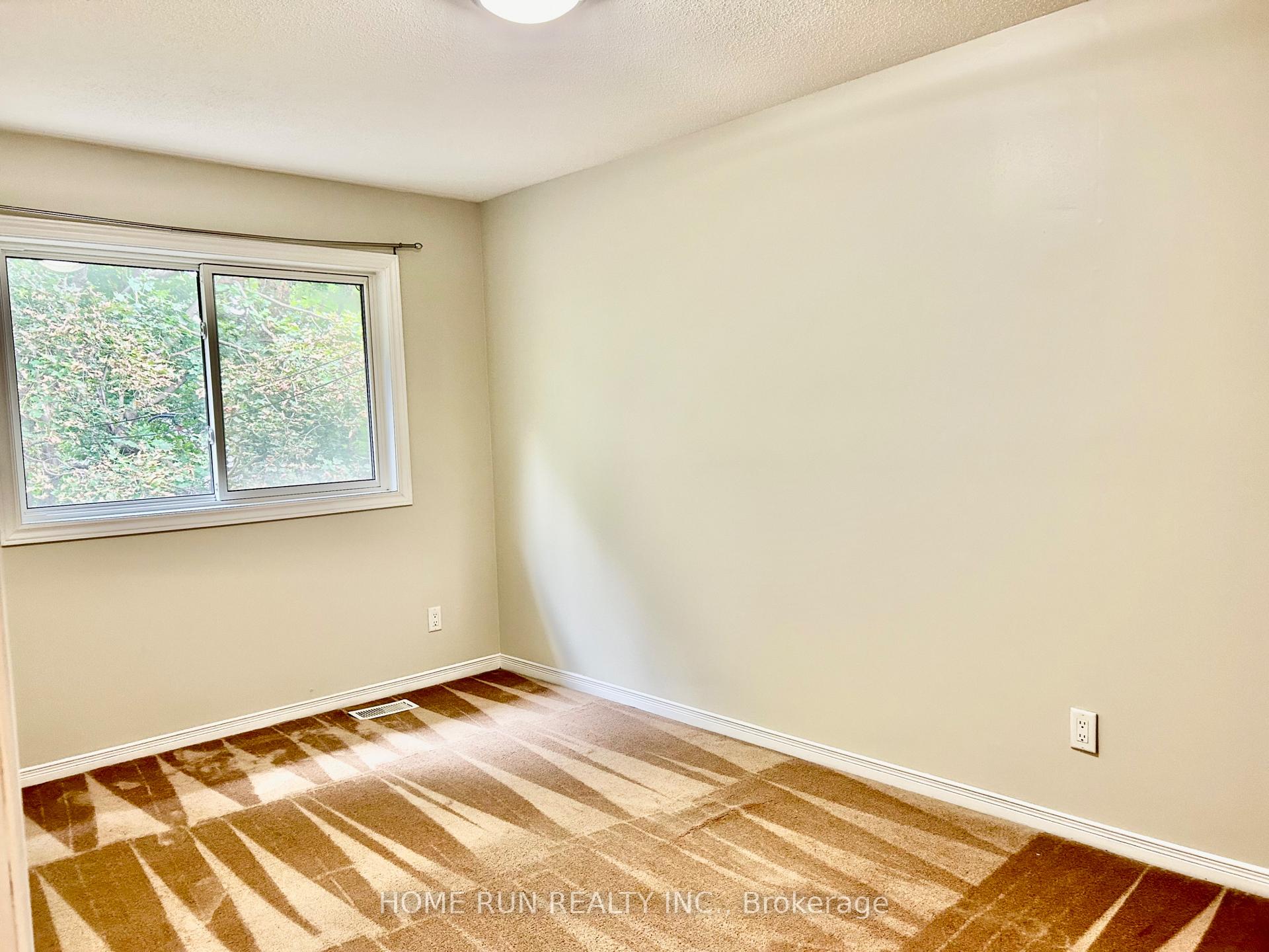 Photo 15 of 1466 Baseline Road, Ottawa, Meadowlands/St. Claire Gardens — HOMEH