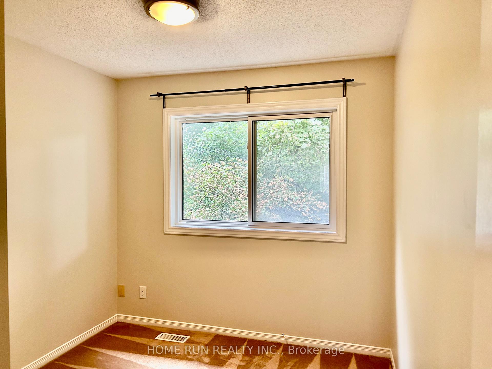 Photo 16 of 1466 Baseline Road, Ottawa, Meadowlands/St. Claire Gardens — HOMEH