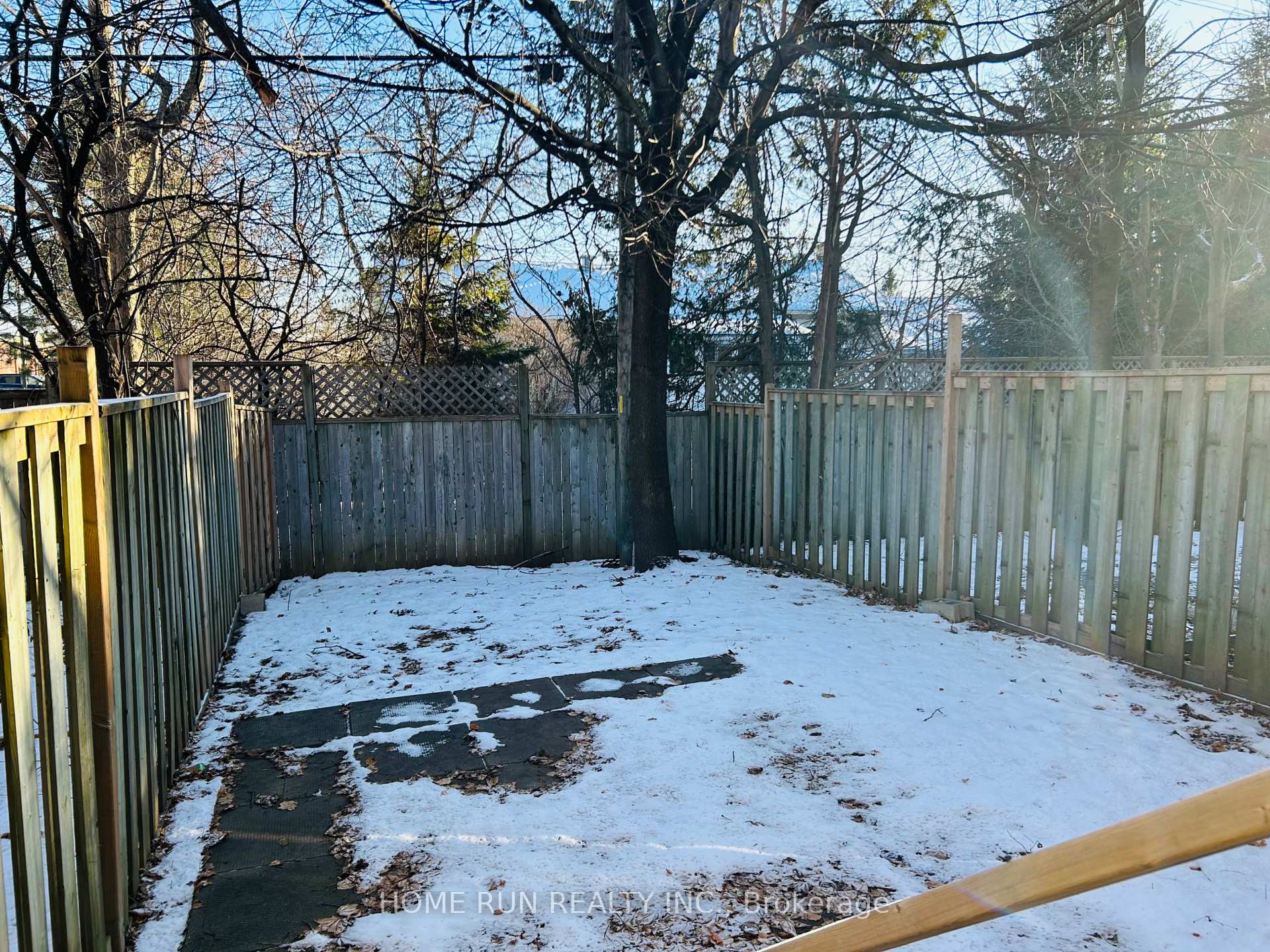 Photo 18 of 1466 Baseline Road, Ottawa, Meadowlands/St. Claire Gardens — HOMEH