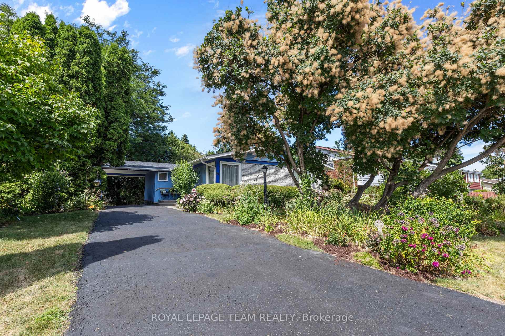 Photo 2 of 153 David Drive, Ottawa, Meadowlands/St. Claire Gardens — HOMEH