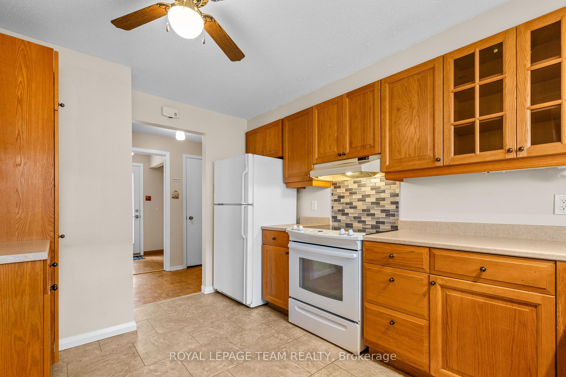 Photo 12 of 153 David Drive, Ottawa, Meadowlands/St. Claire Gardens — HOMEH