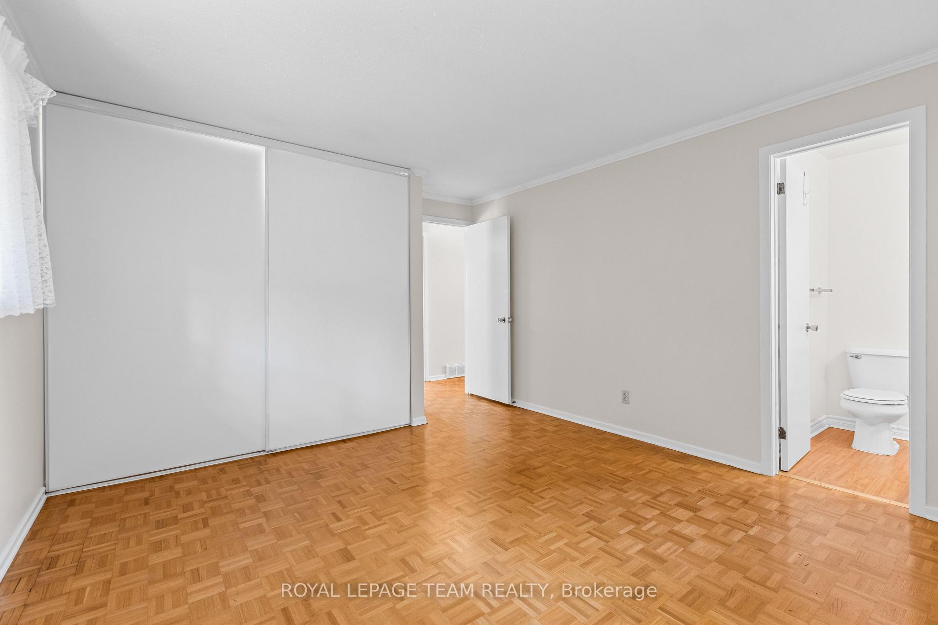 Photo 17 of 153 David Drive, Ottawa, Meadowlands/St. Claire Gardens — HOMEH