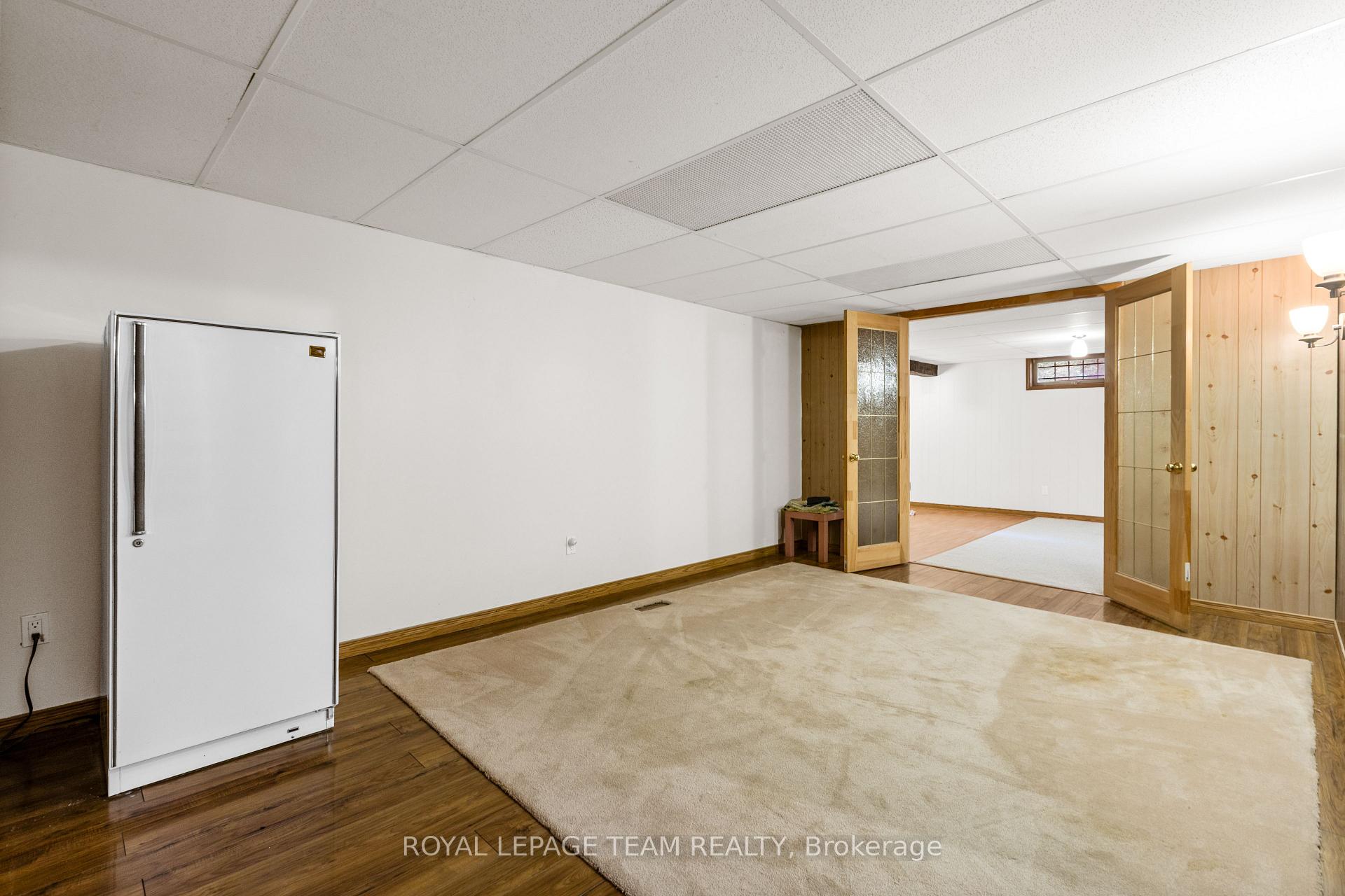 Photo 23 of 153 David Drive, Ottawa, Meadowlands/St. Claire Gardens — HOMEH