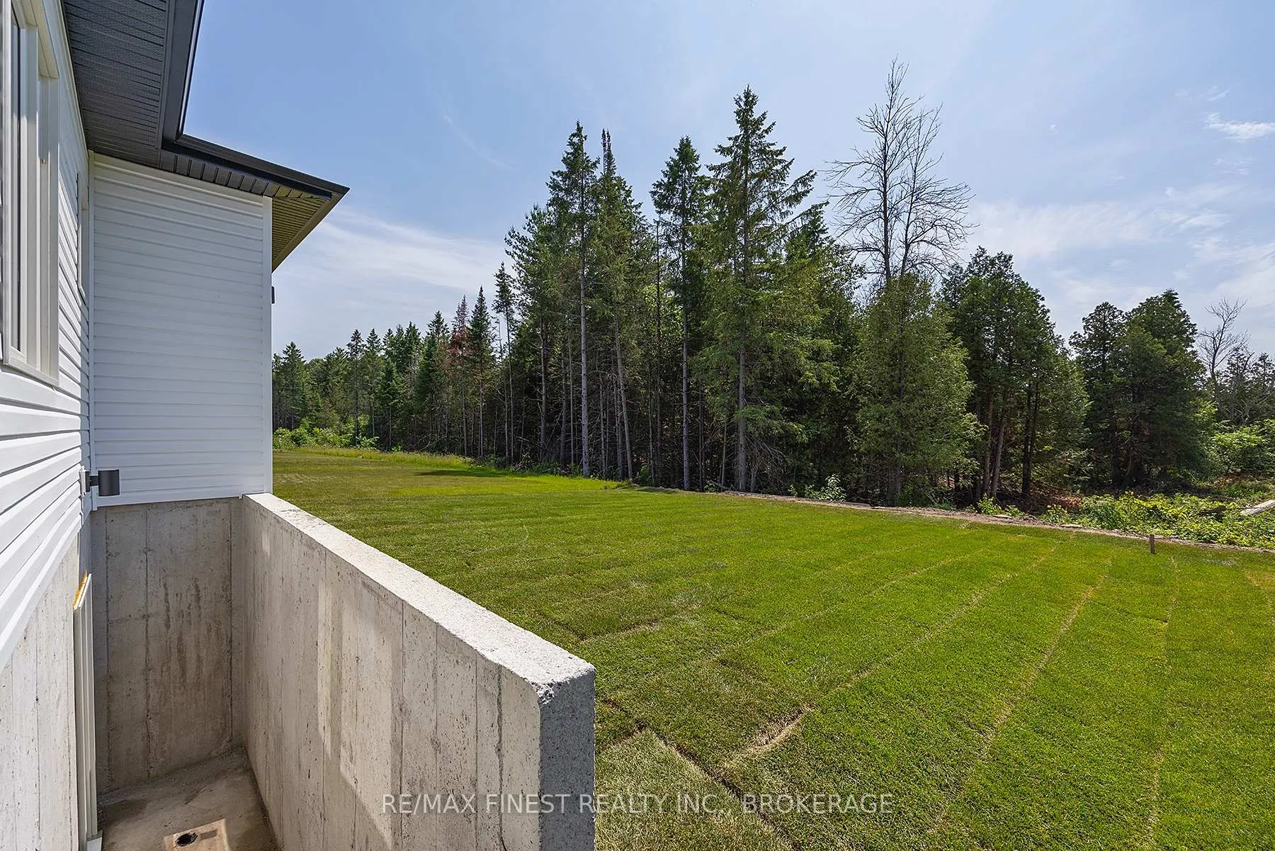 Photo 33 of 161 Creighton Drive, Loyalist, Lennox and Addington - South — HOMEH
