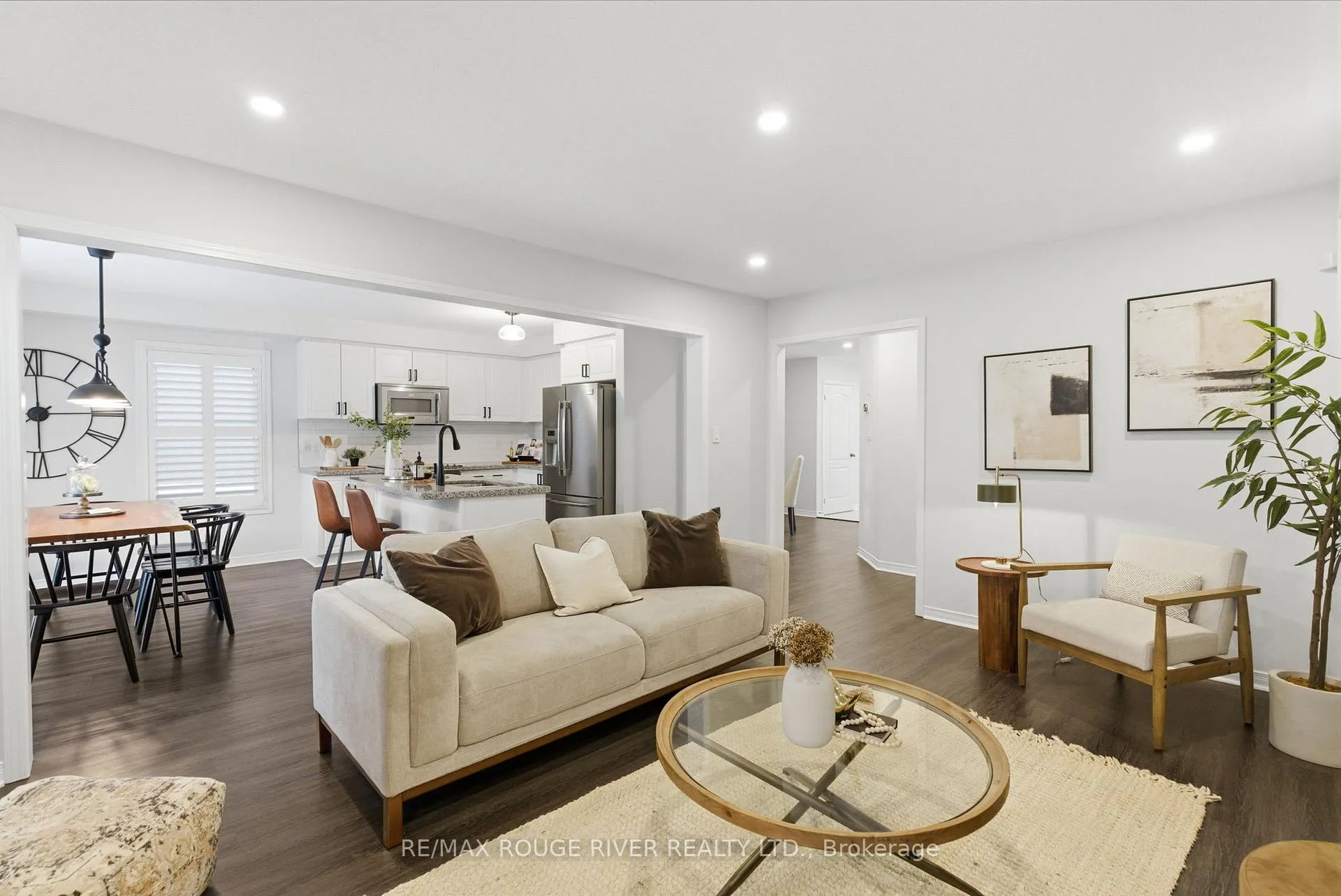 Photo 10 of 122 Edwin Carr Street, Clarington, Bowmanville — HOMEH
