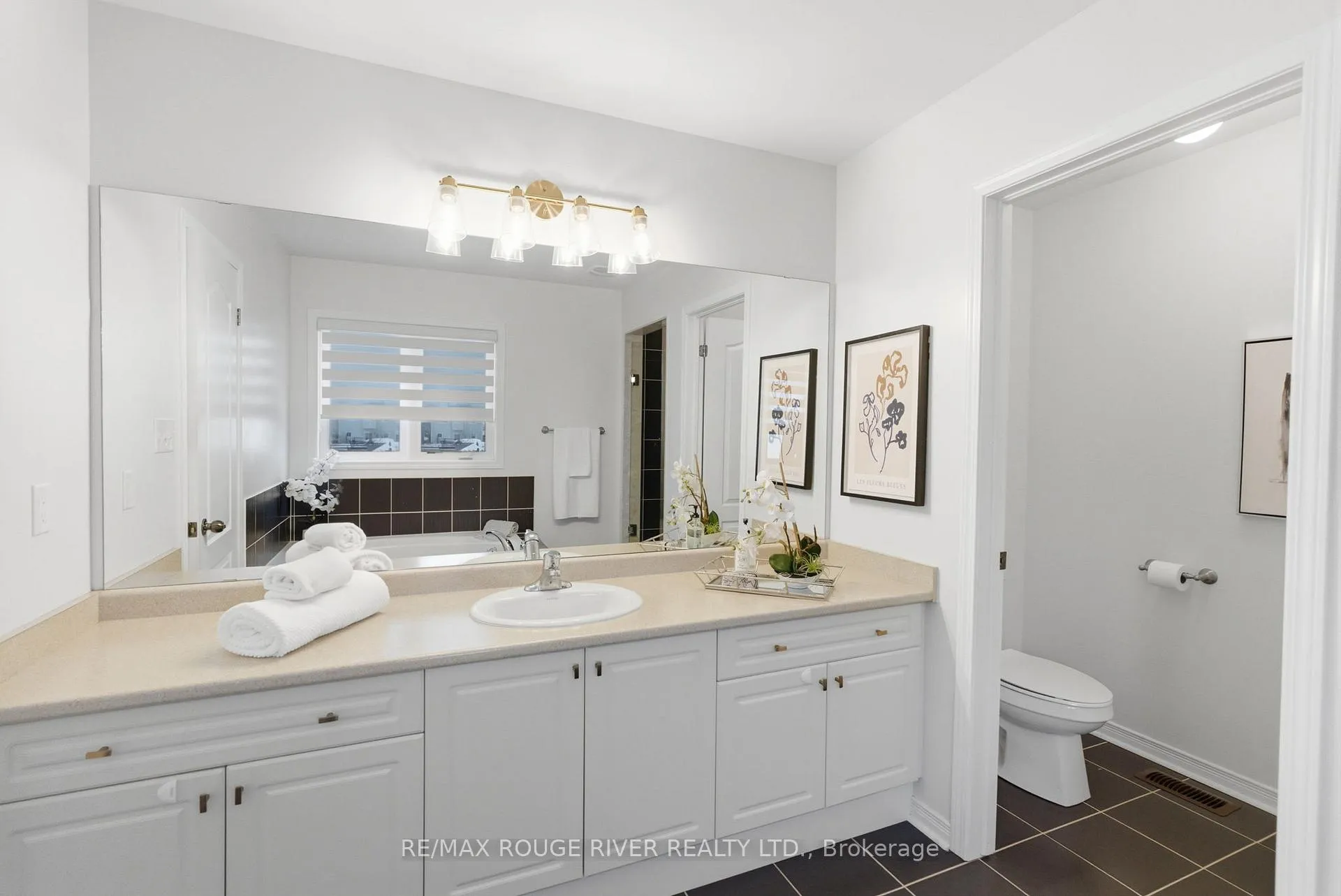 Photo 28 of 122 Edwin Carr Street, Clarington, Bowmanville — HOMEH