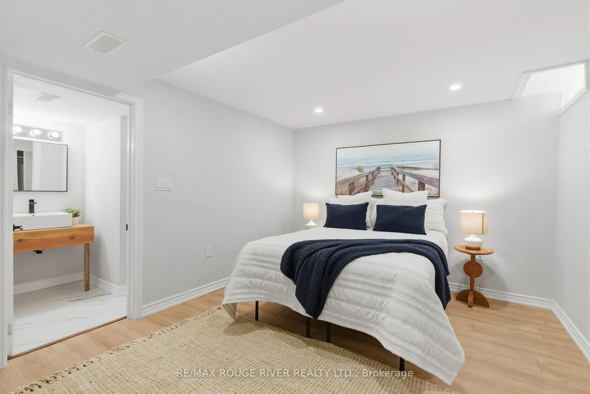 Photo 46 of 122 Edwin Carr Street, Clarington, Bowmanville — HOMEH