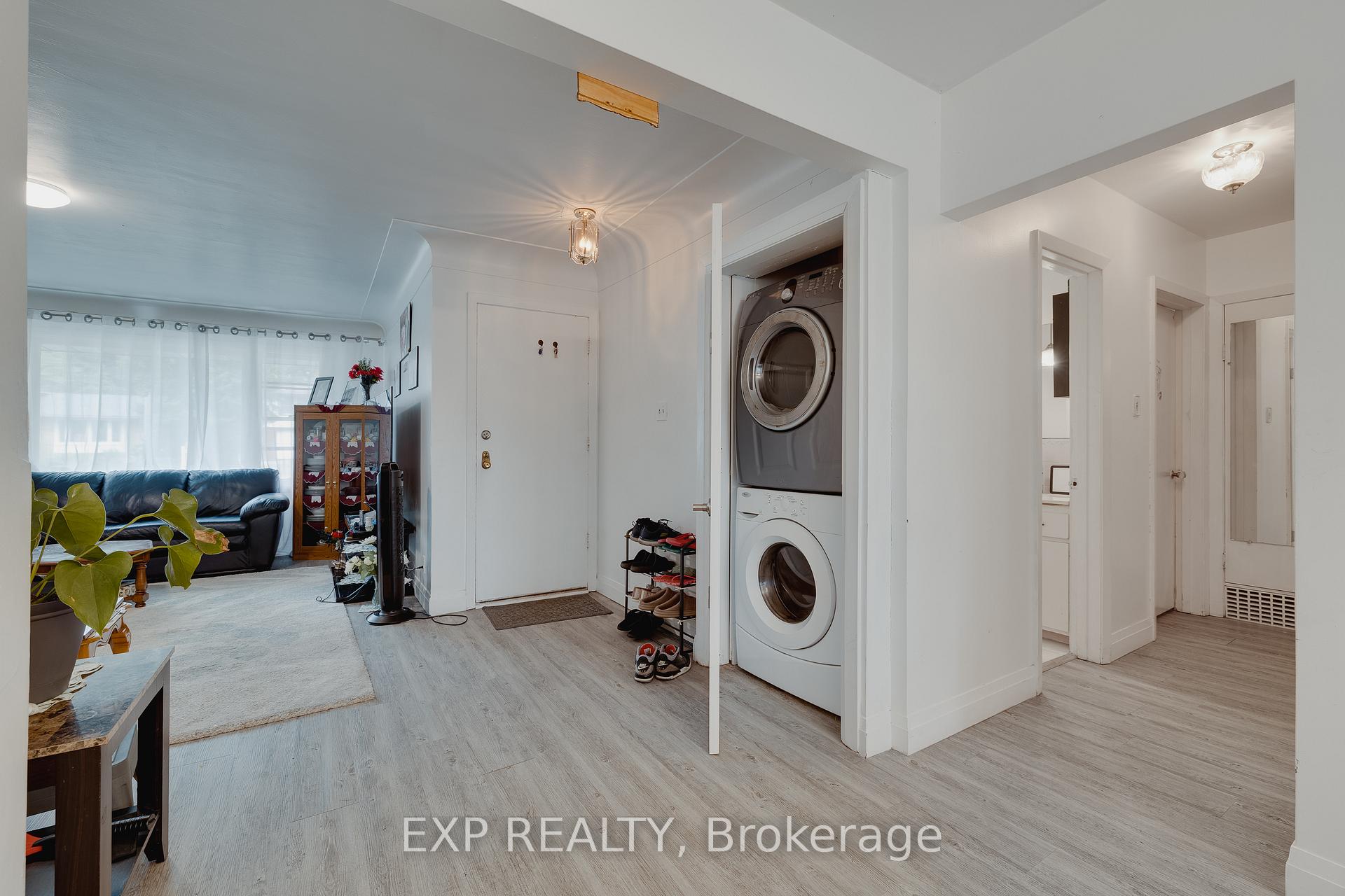 Photo 4 of 189 Gatewood Road, Kitchener — HOMEH