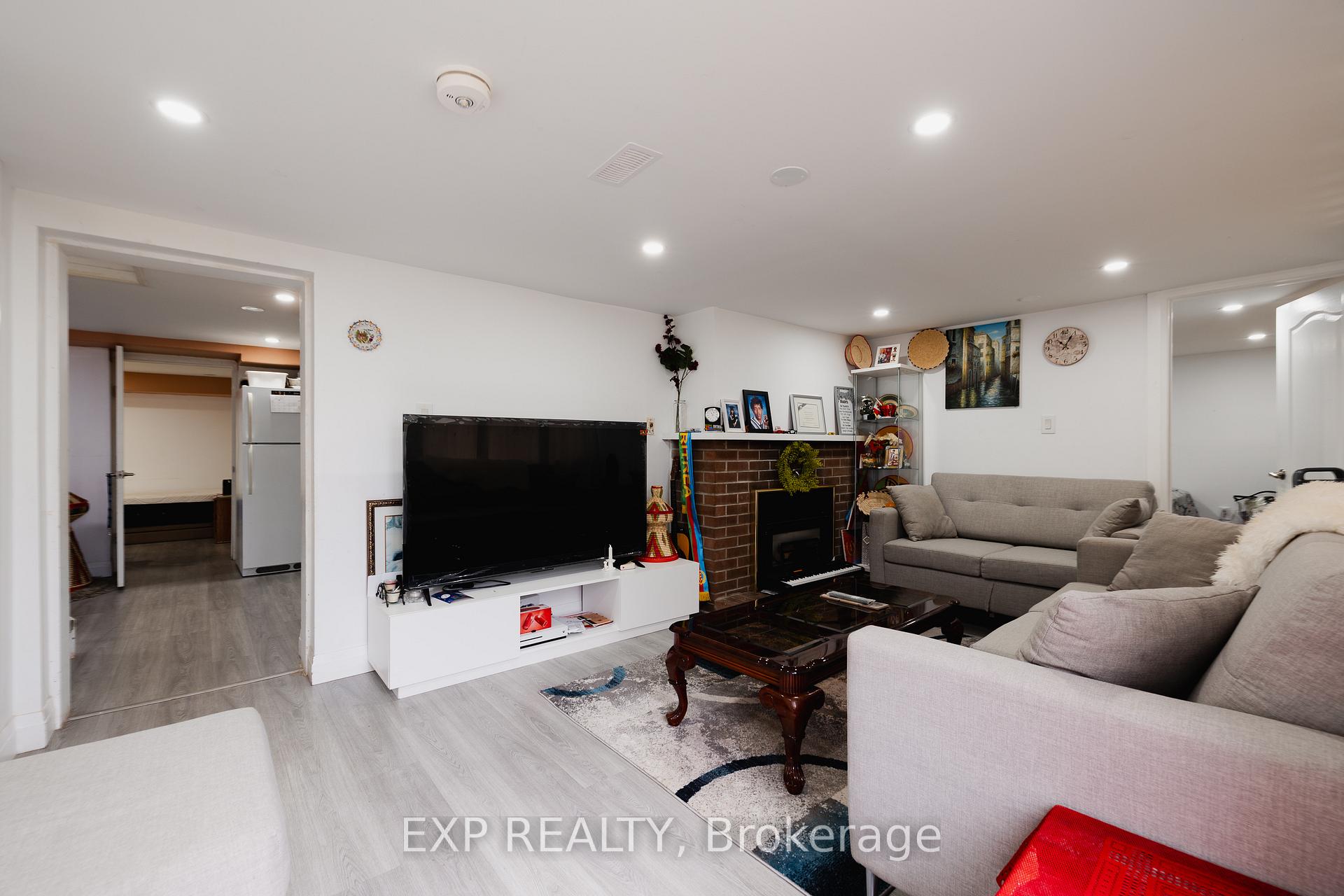 Photo 13 of 189 Gatewood Road, Kitchener — HOMEH