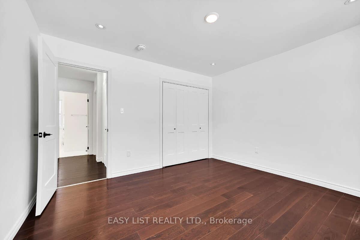 Photo 16 of 123 Livingwood Crescent, Madoc — HOMEH