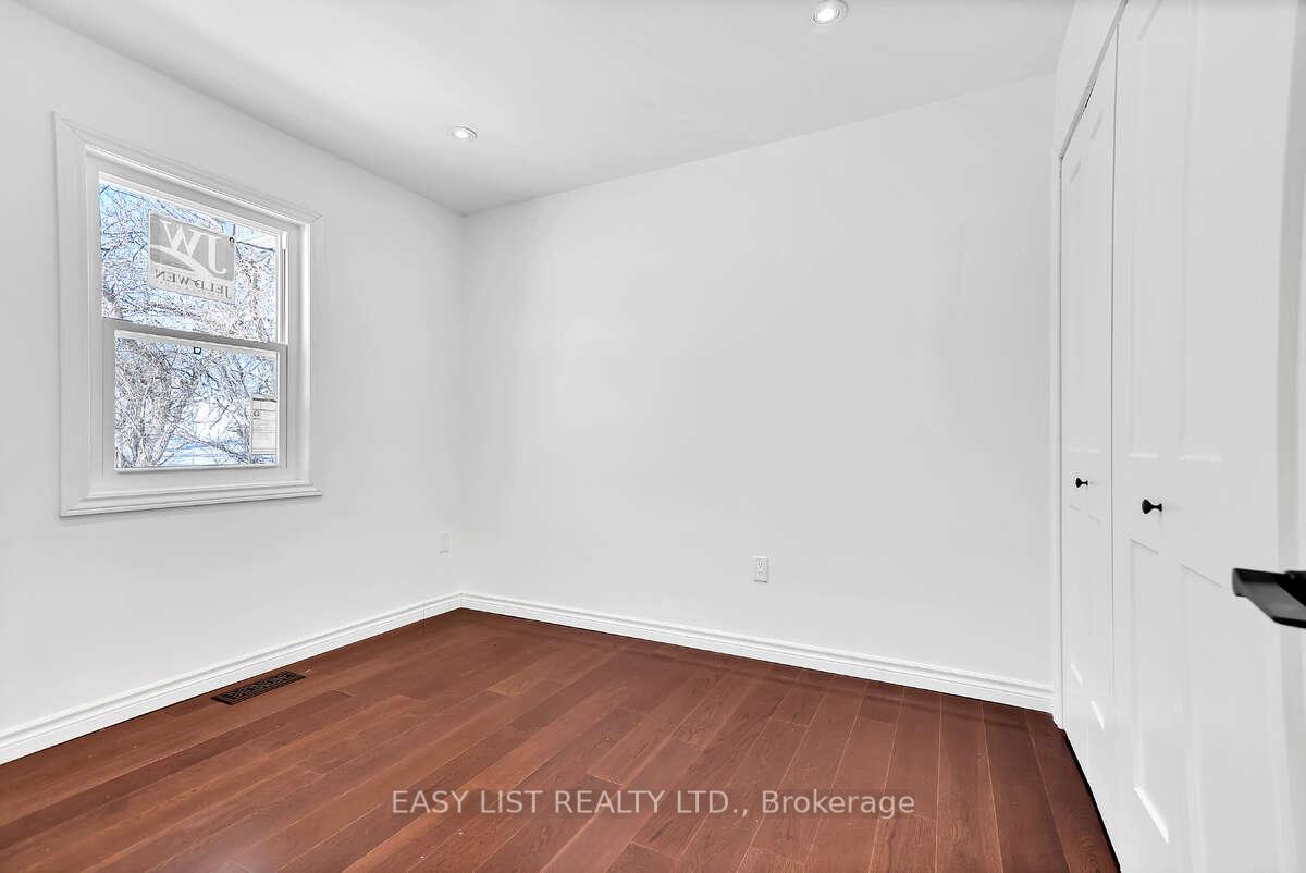 Photo 17 of 123 Livingwood Crescent, Madoc — HOMEH