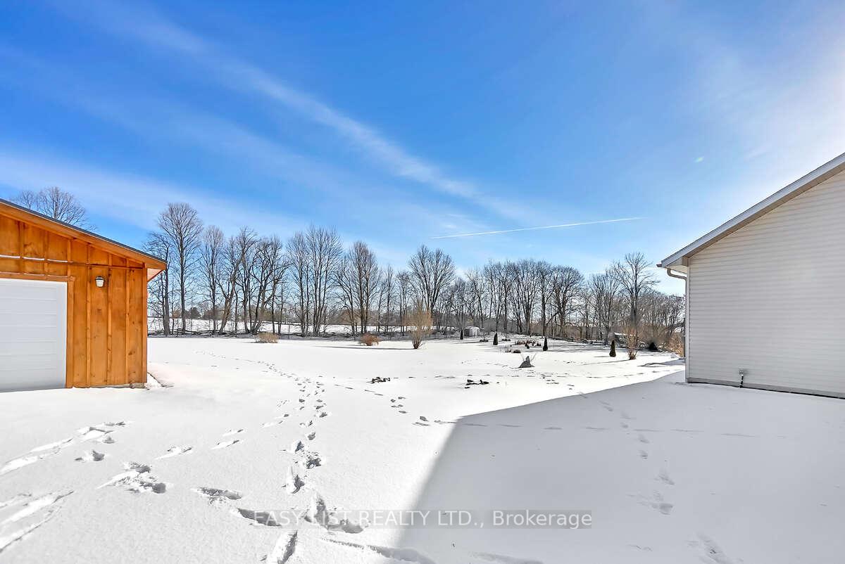 Photo 30 of 123 Livingwood Crescent, Madoc — HOMEH