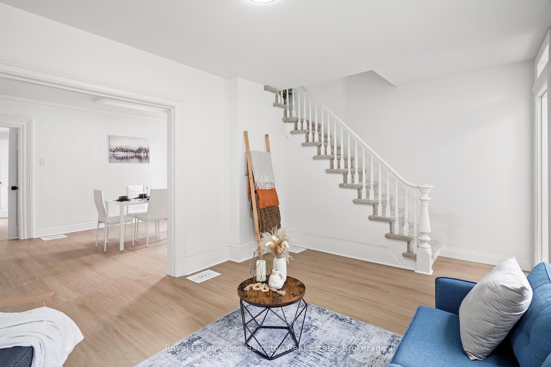 Photo 5 of 99 John Street, Huron East, Seaforth — HOMEH