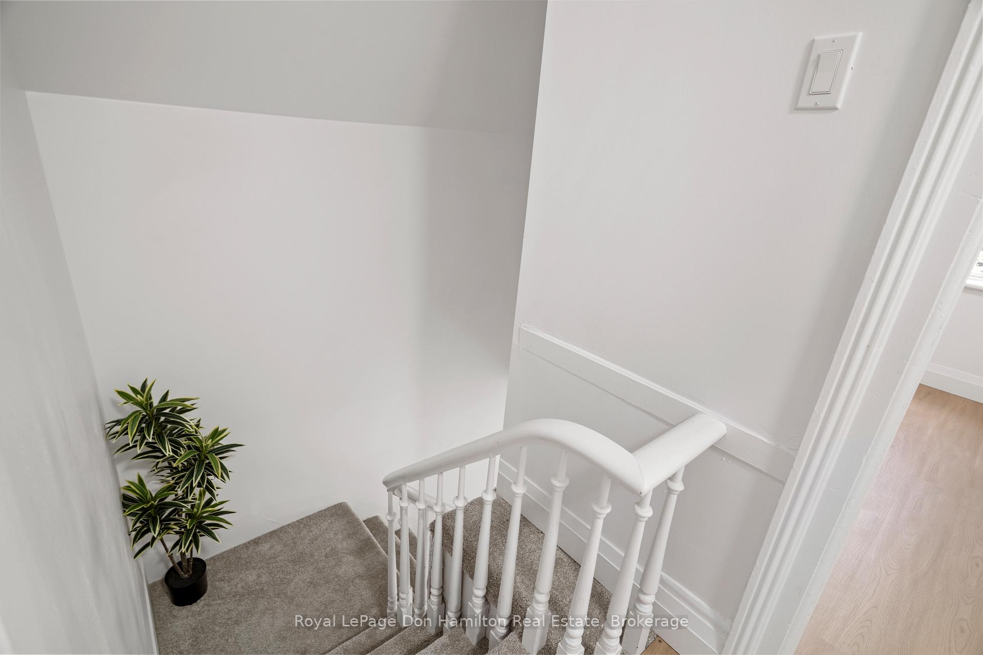 Photo 18 of 99 John Street, Huron East, Seaforth — HOMEH